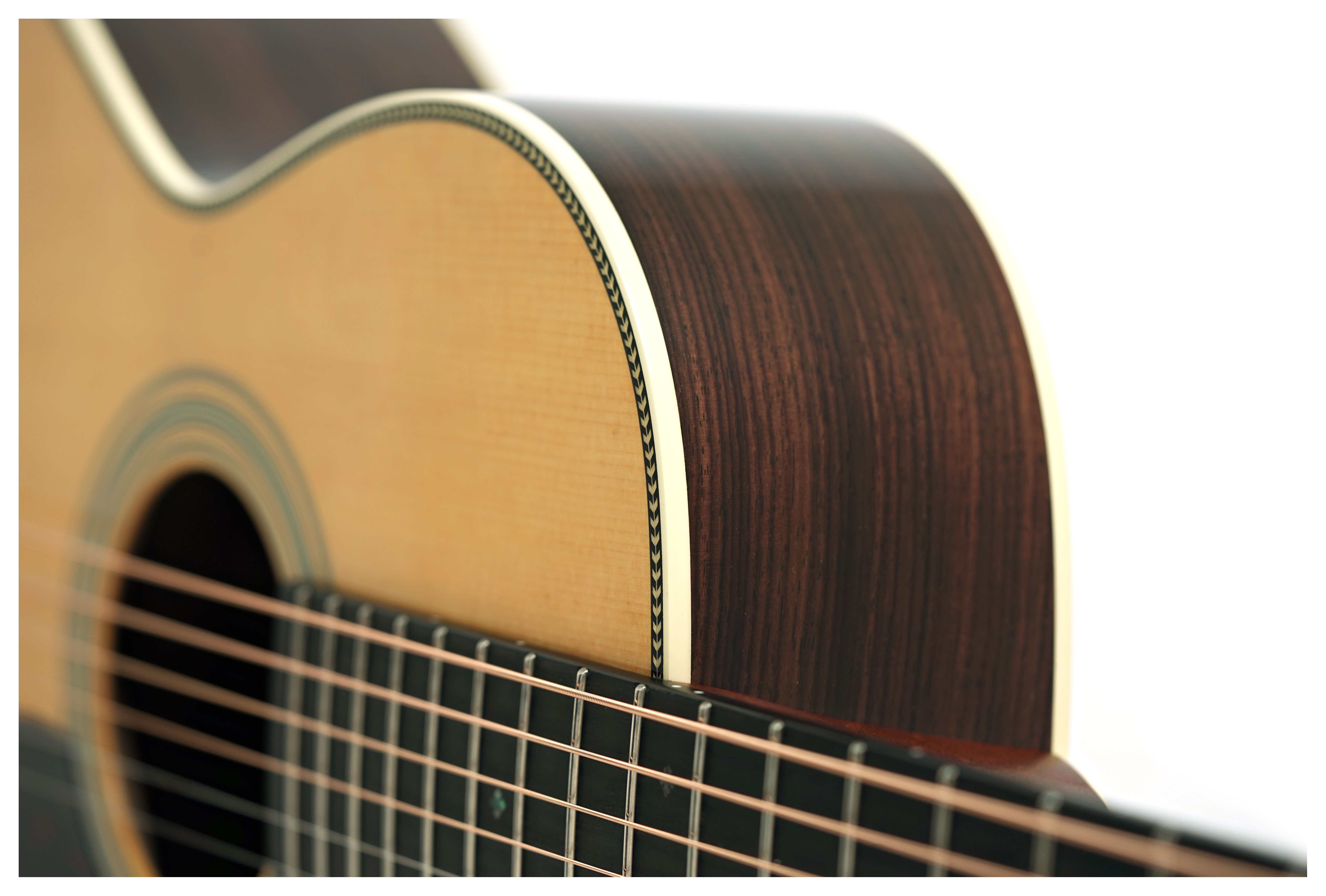 Martin 012-28 Solid Headstock