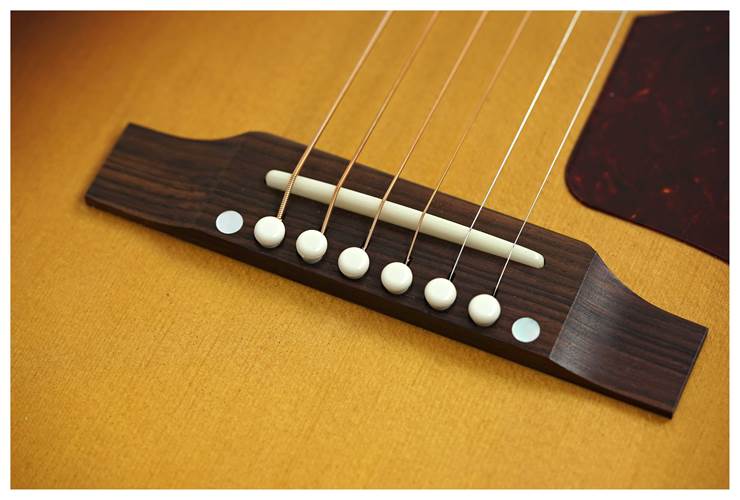 Gibson 50s J-45 Faded Vintage Sunburst #20725001 Gibson 50s J-45 Faded Vintage Sunburst #20725001