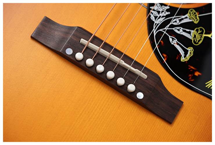 Gibson Hummingbird Faded Heritage Cherry Sunburst Gibson Hummingbird Faded Heritage Cherry Sunburst