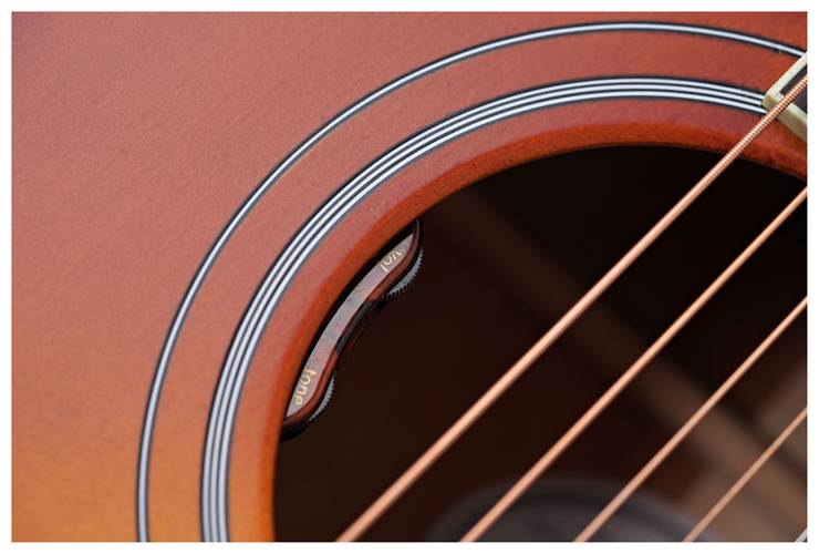 Gibson Hummingbird Faded Heritage Cherry Sunburst Gibson Hummingbird Faded Heritage Cherry Sunburst