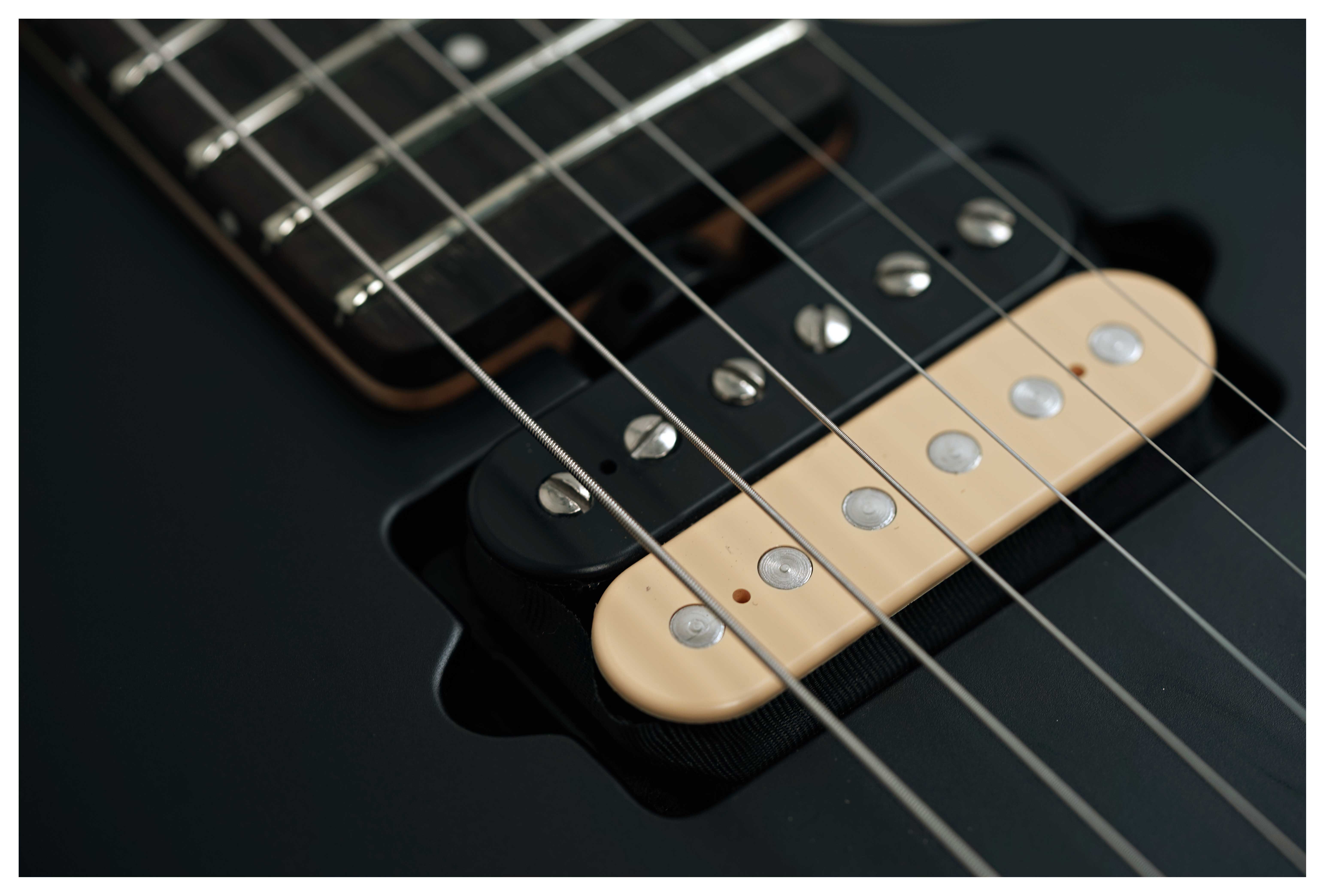 Music Man guitarguitar Exclusive Axis Stealth