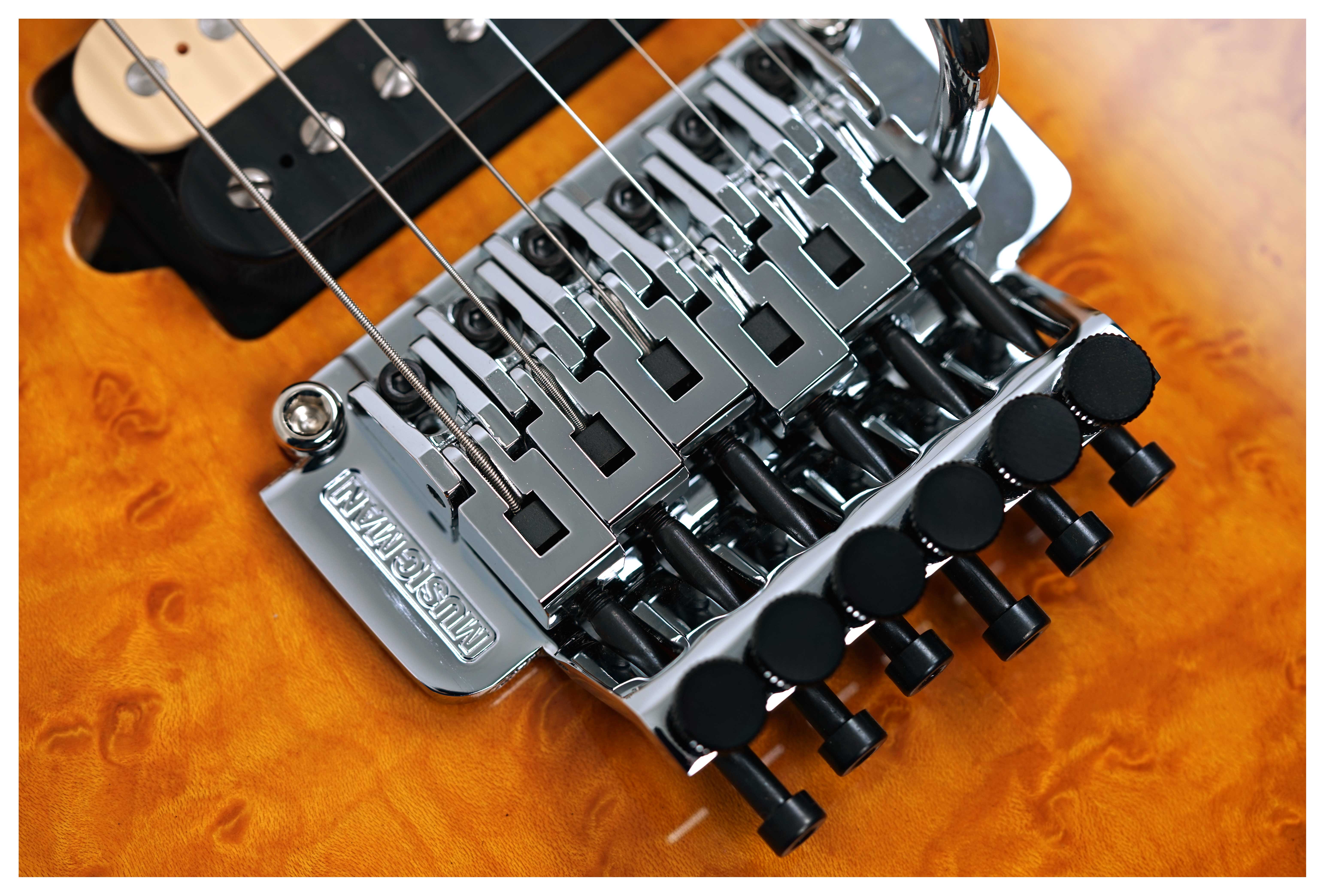 Music Man guitarguitar Exclusive Axis Birdseye Amber #H04348