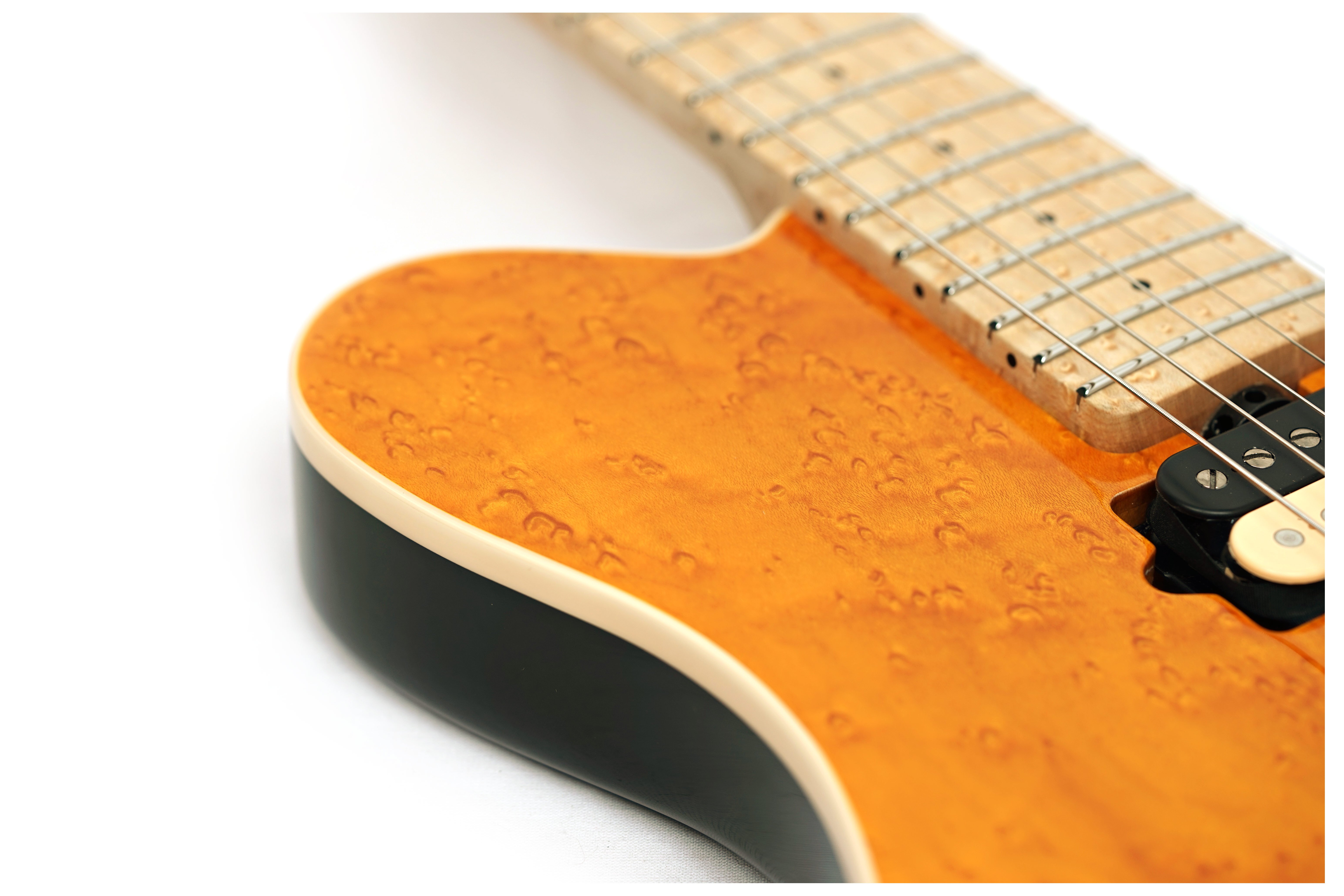 Music Man Axis Birdseye Amber guitarguitar Exclusive #H10936