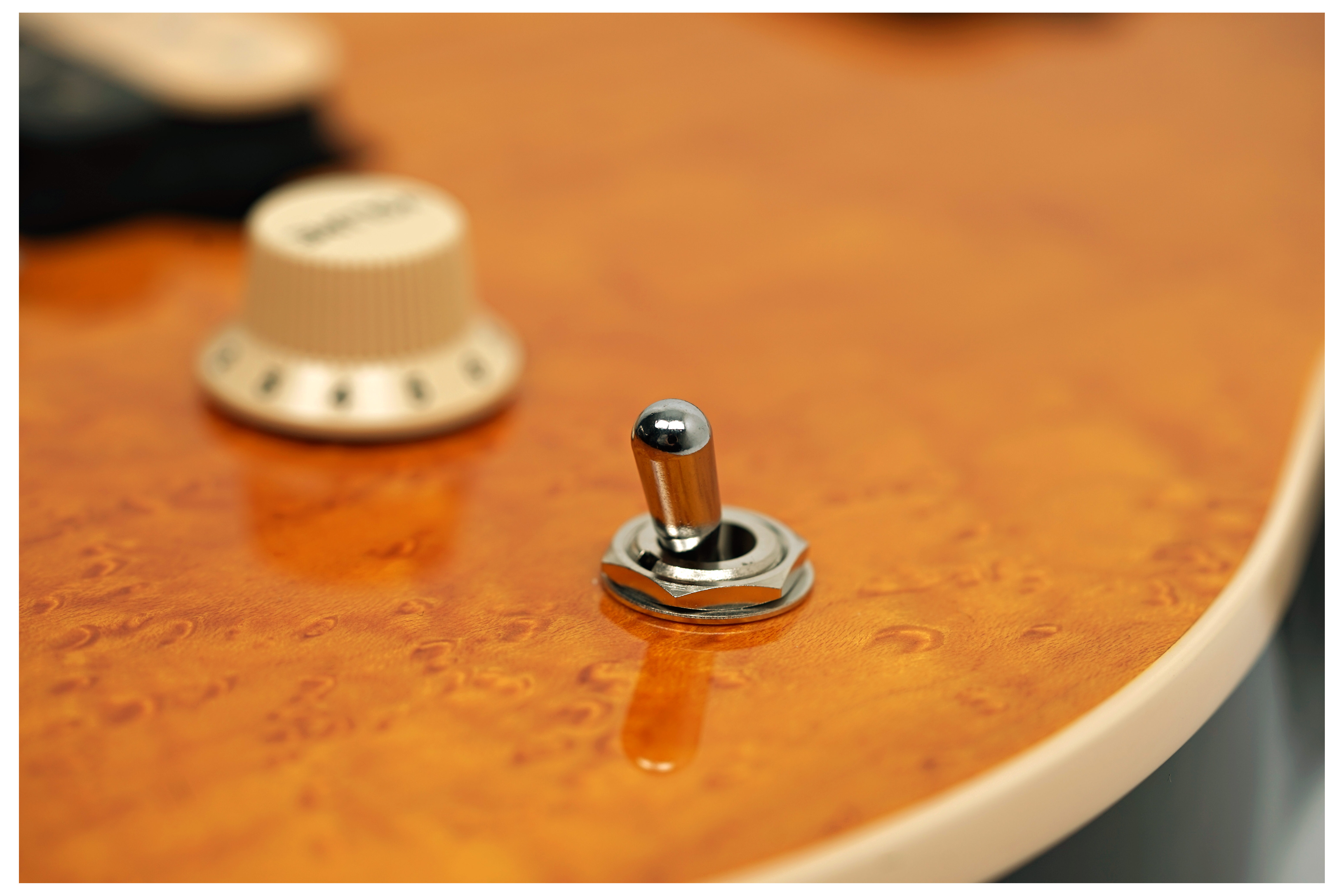 Music Man Axis Birdseye Amber guitarguitar Exclusive #H10936