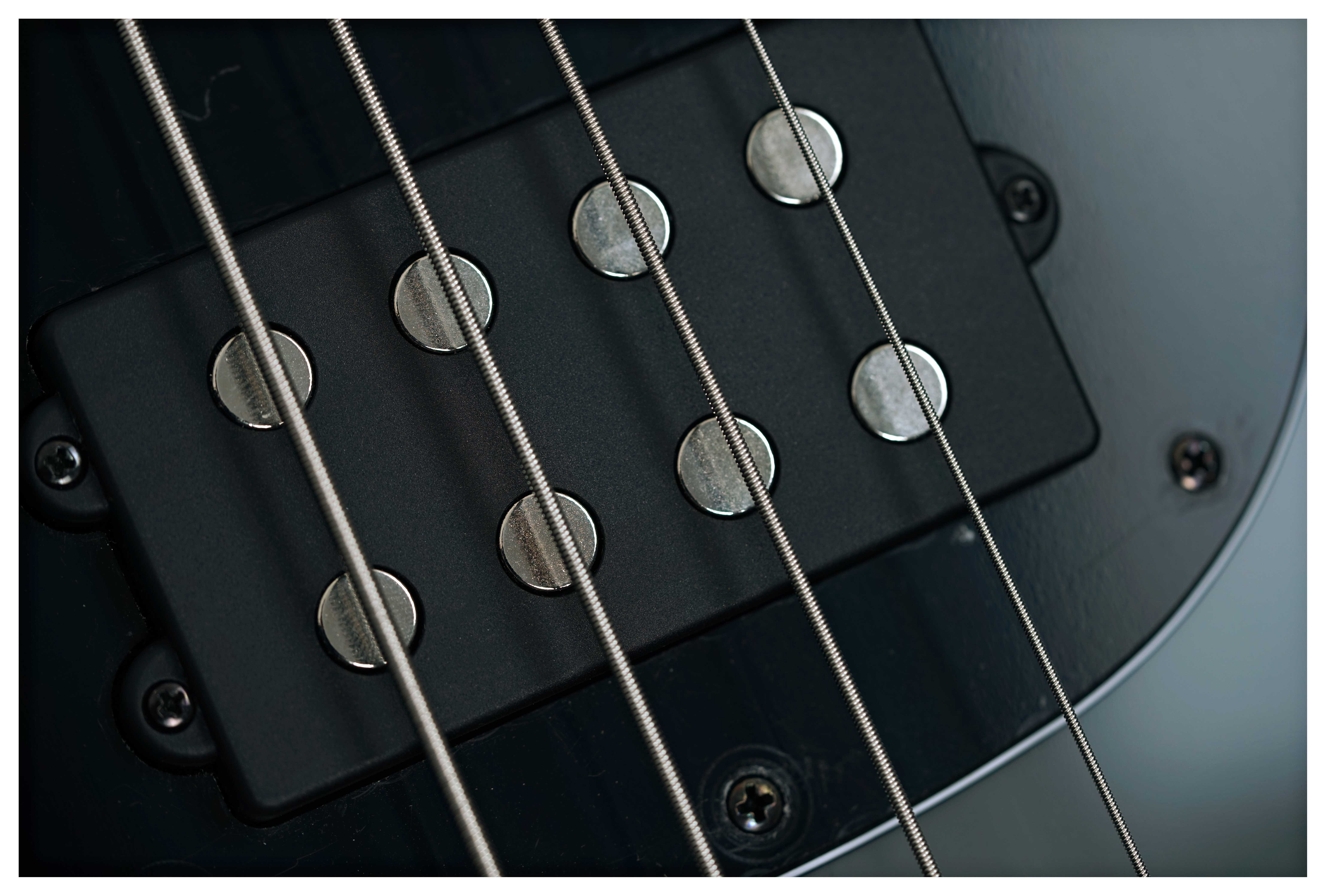 Music Man guitarguitar Exclusive Stingray 4 Moonstone Ebony Fingerboard #K09562