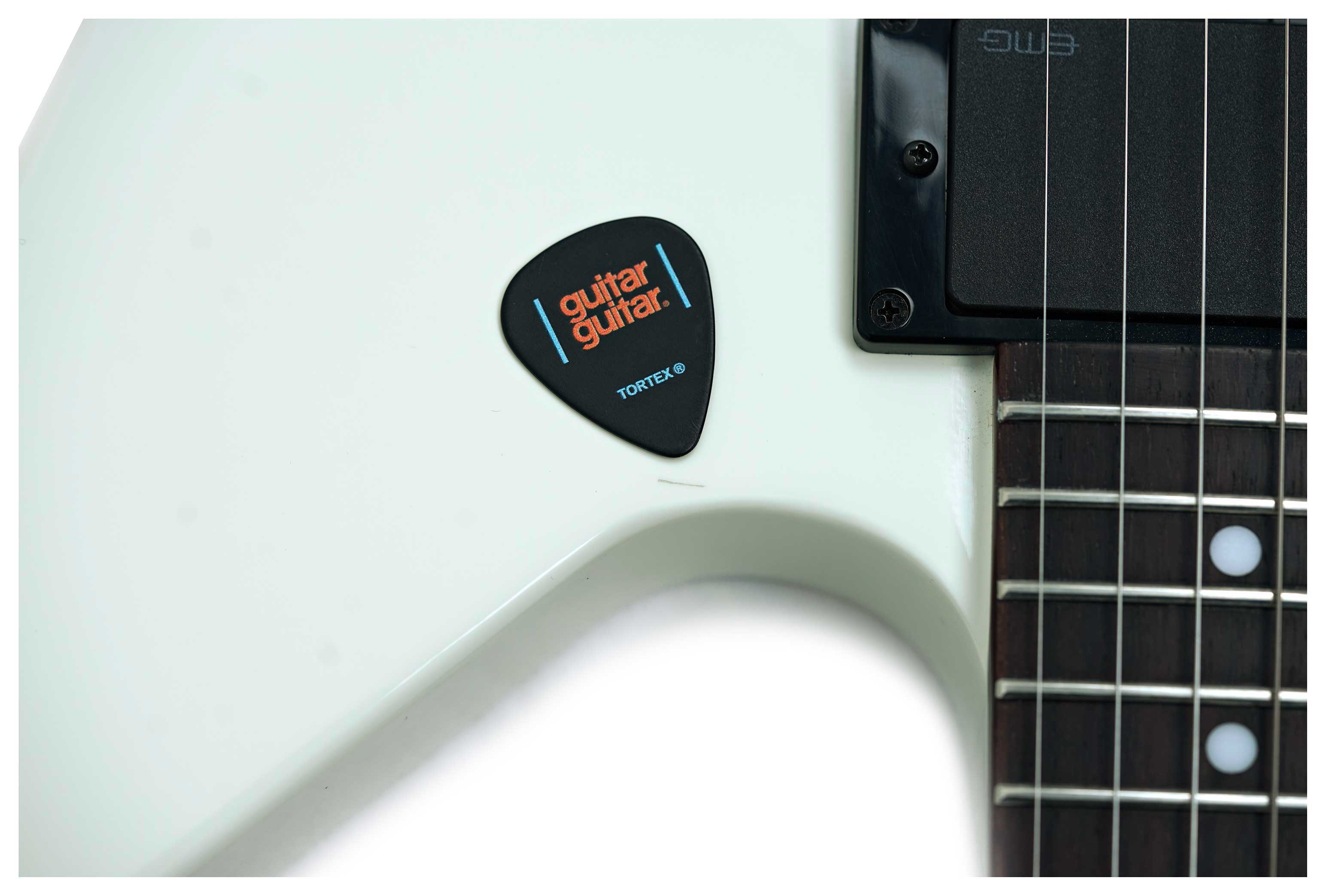 Epiphone Inspired by Gibson Explorer 80s EMG Classic White (Ex-Demo) #26041524679