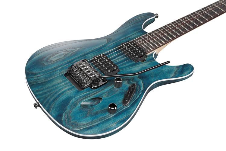Ibanez S520AH Cosmic Blue Flat Ibanez S520AH Cosmic Blue Flat