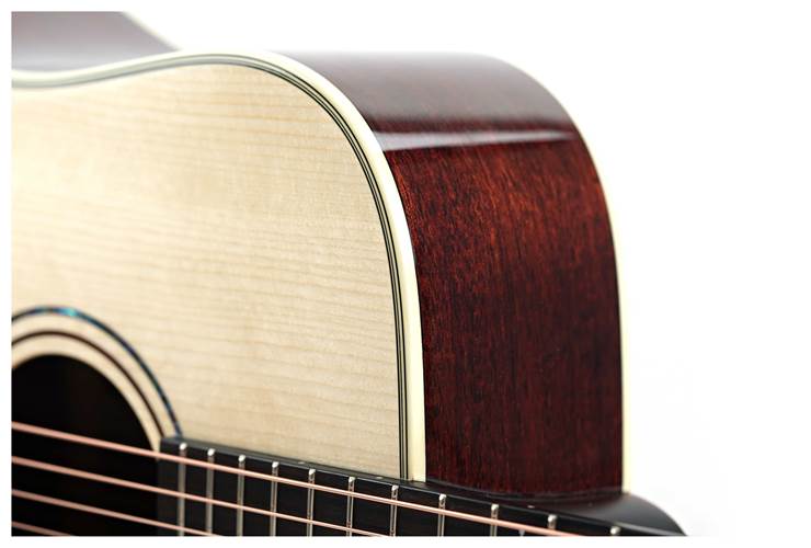 Alvarez Yairi DYM60HD Dreadnought Alvarez Yairi DYM60HD Dreadnought