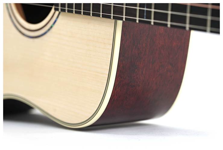 Alvarez Yairi DYM60HD Dreadnought Alvarez Yairi DYM60HD Dreadnought
