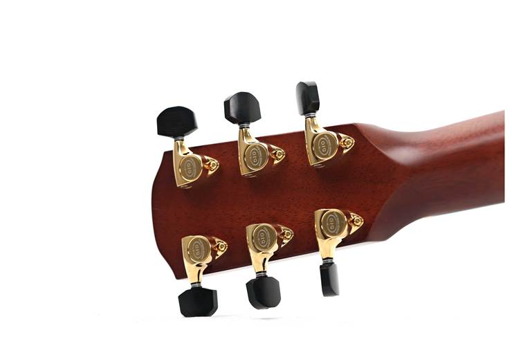 Alvarez Yairi DYM70 Sunburst Dreadnought Alvarez Yairi DYM70 Sunburst Dreadnought