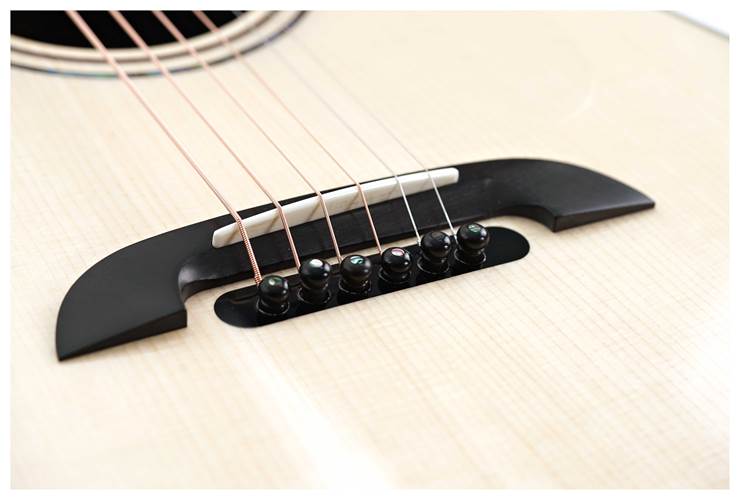 Alvarez Yairi DYM72 Natural Dreadnought Alvarez Yairi DYM72 Natural Dreadnought