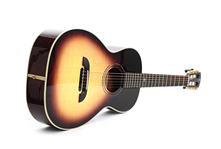 Alvarez Yairi PYM60 Sunburst Parlor Alvarez Yairi PYM60 Sunburst Parlor