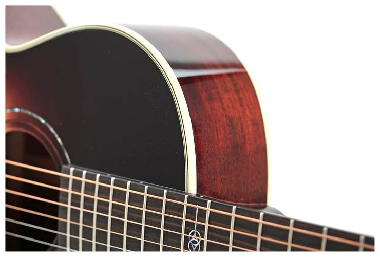 Alvarez Yairi PYM60 Sunburst Parlor Alvarez Yairi PYM60 Sunburst Parlor