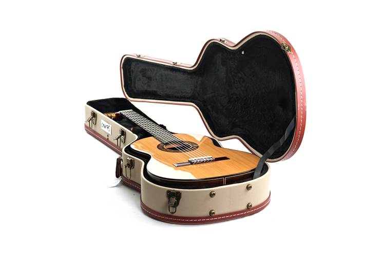 Alvarez Yairi CYM75 Classical Alvarez Yairi CYM75 Classical