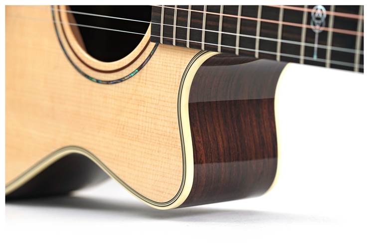 Alvarez Yairi FYM70CE Natural Folk Alvarez Yairi FYM70CE Natural Folk