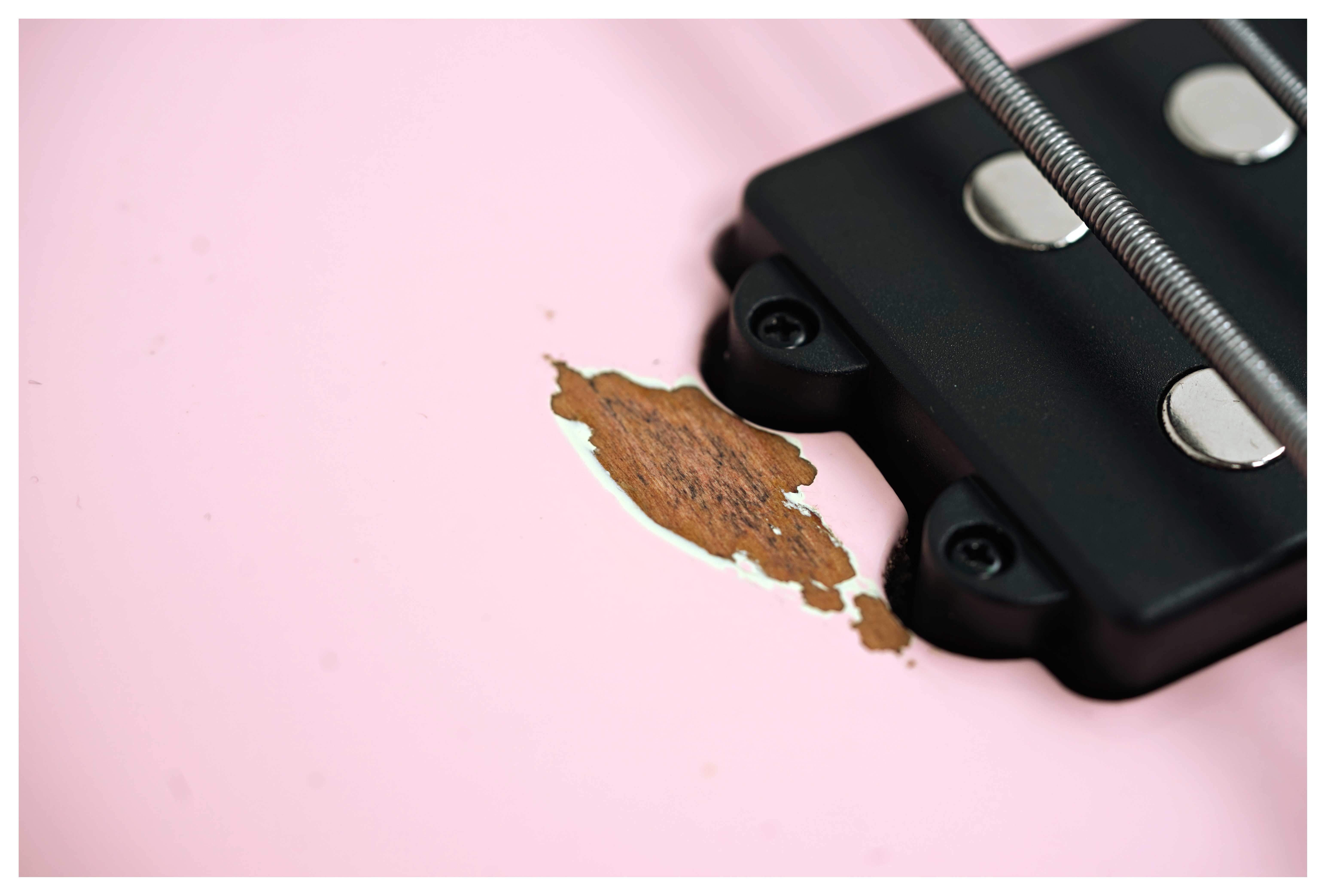 Sandberg California TM 5 String Hardcore Aged Shell Pink #46982