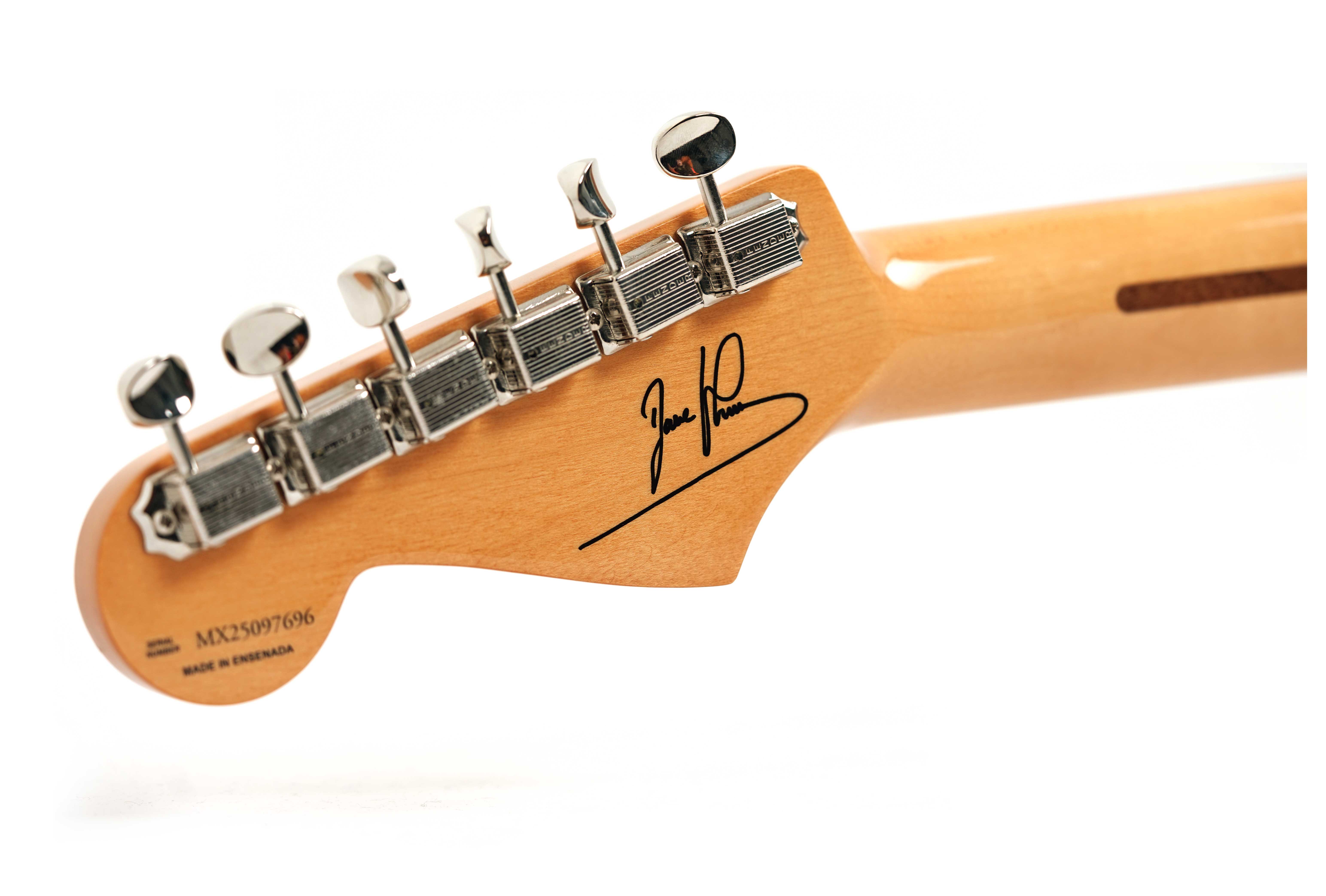 Fender Limited Edition Iron Maiden 50th Anniversary Dave Murray Stratocaster Rosewood Fingerboard Black