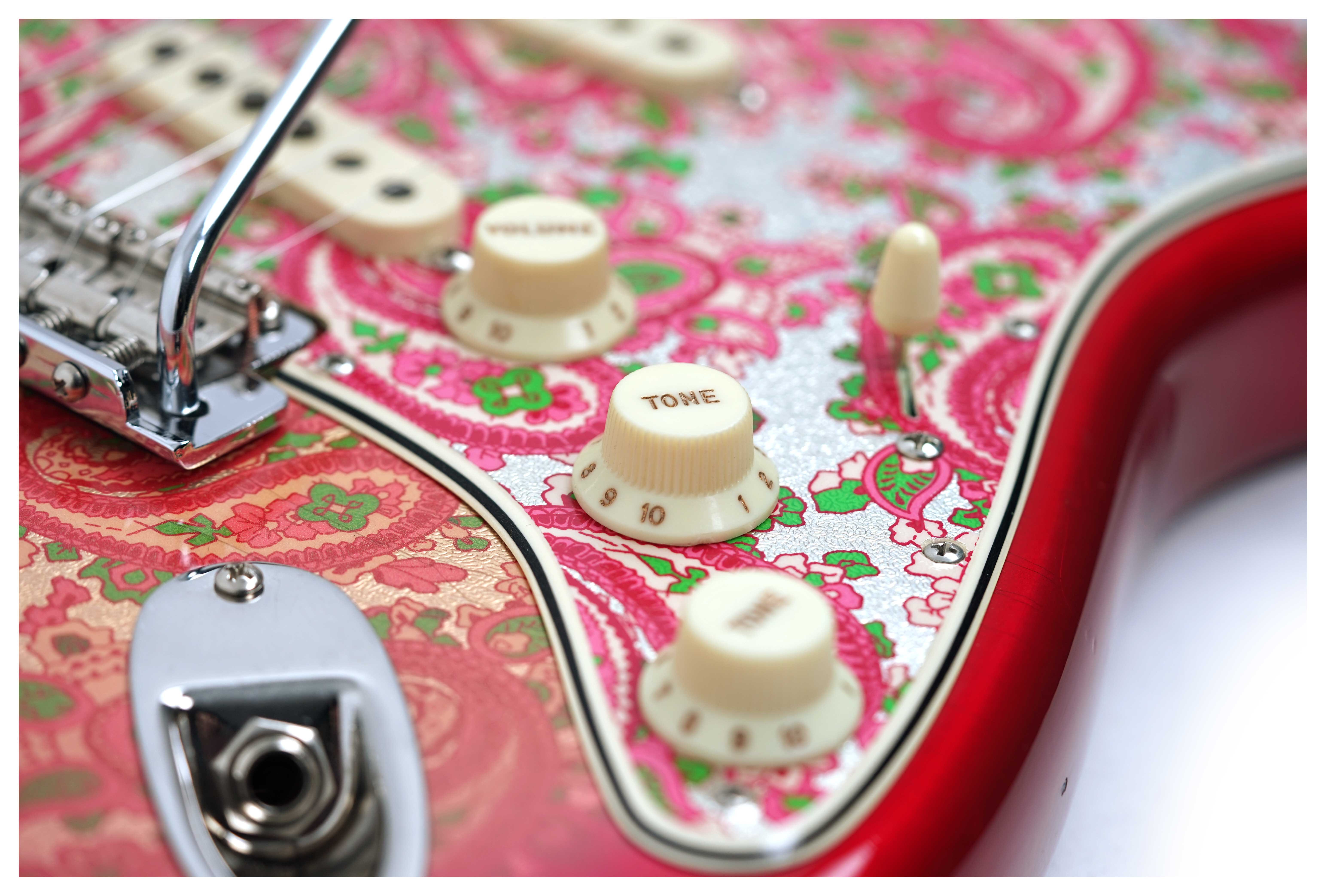 Fender Custom Shop 1968 Stratocaster Journeyman Relic Pink Paisley #R140987