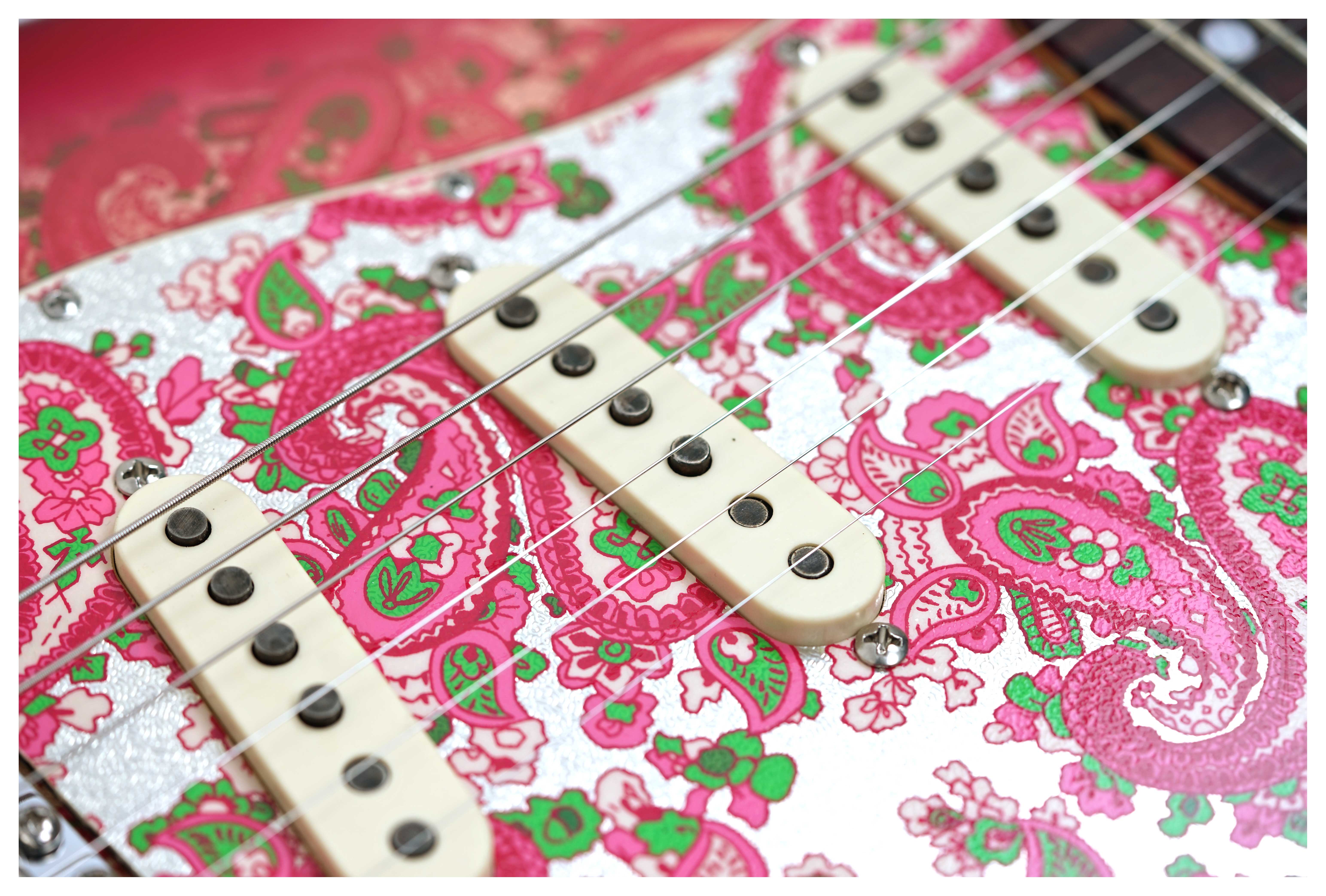 Fender Custom Shop 1968 Stratocaster Journeyman Relic Pink Paisley #R140987