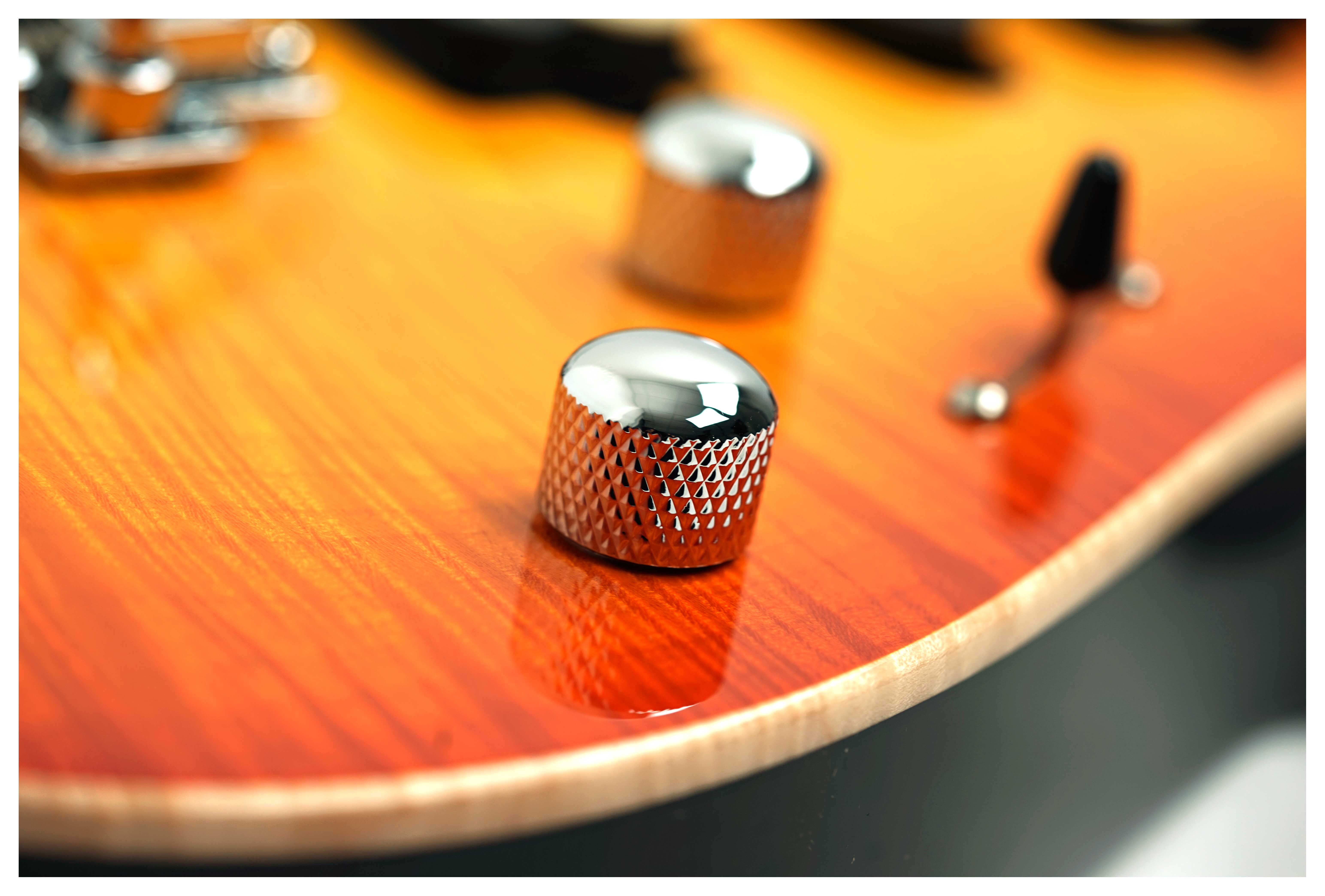 Suhr guitarguitar Dealer Select Modern Plus Suhr Burst Pau Ferro Fingerboard #91995