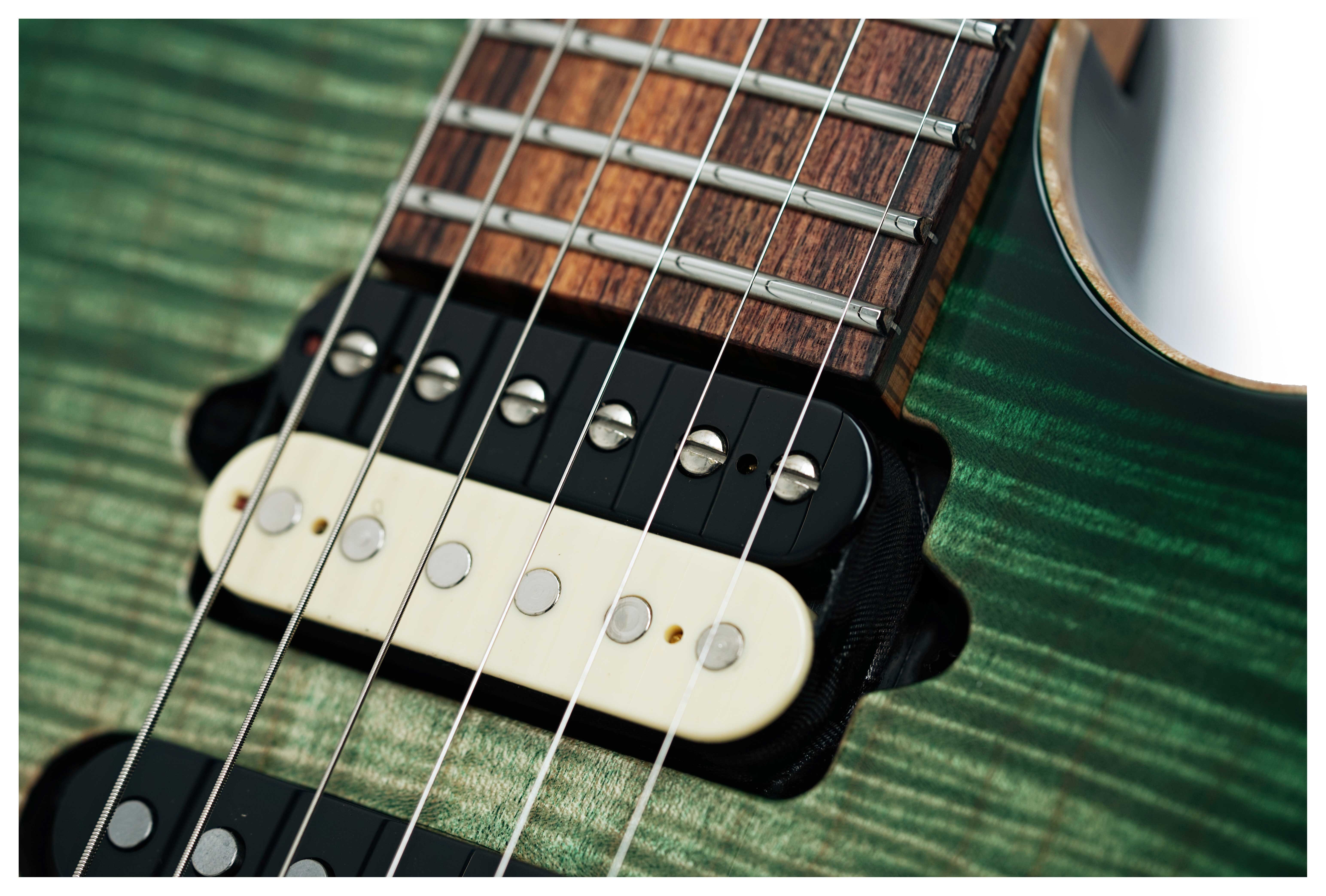 Suhr Modern Plus Trans Green Burst Pau Ferro Fingerboard guitarguitar dealer select #92009