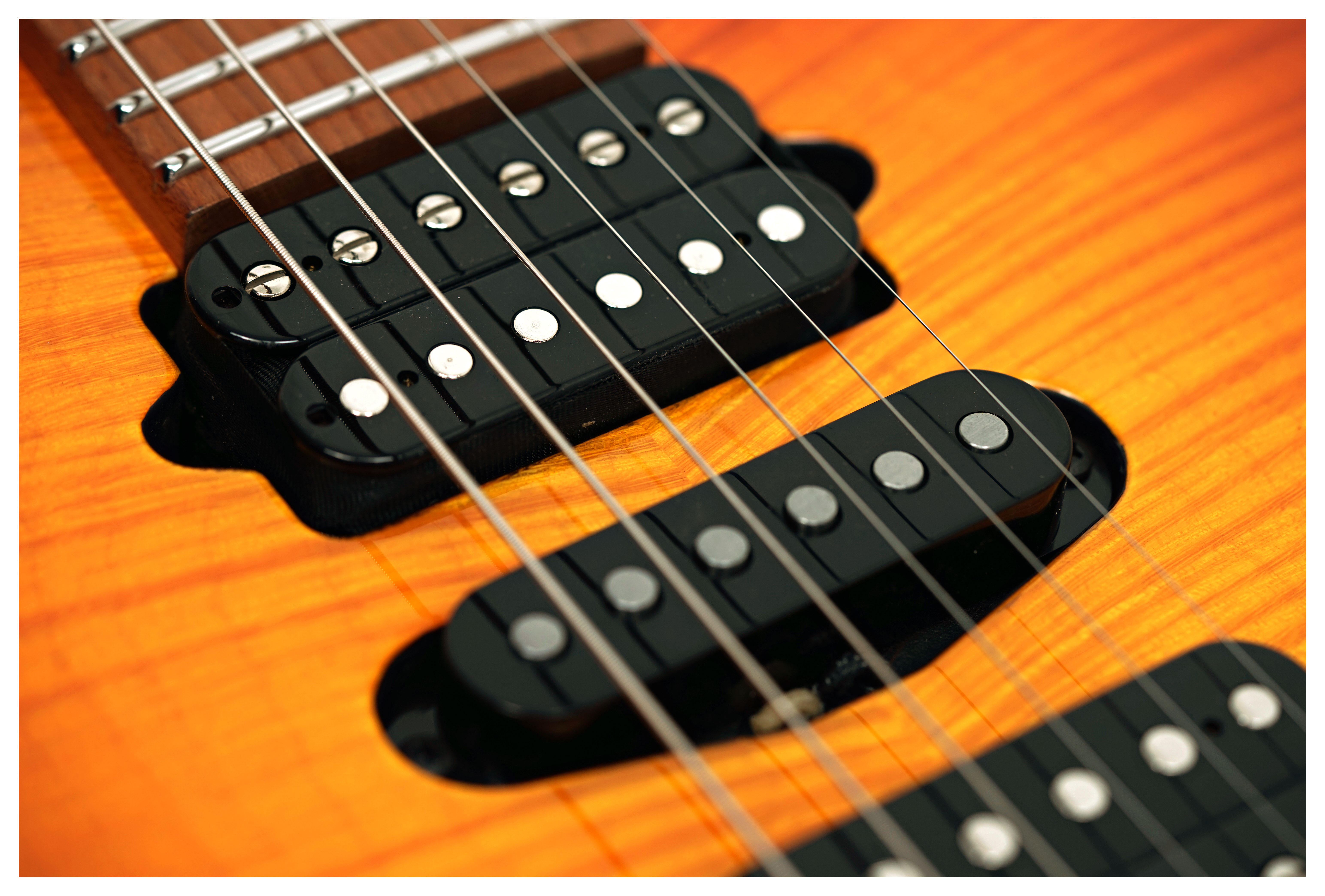 Suhr Modern Plus Suhr Burst Maple Fingerboard guitarguitar Select #91998
