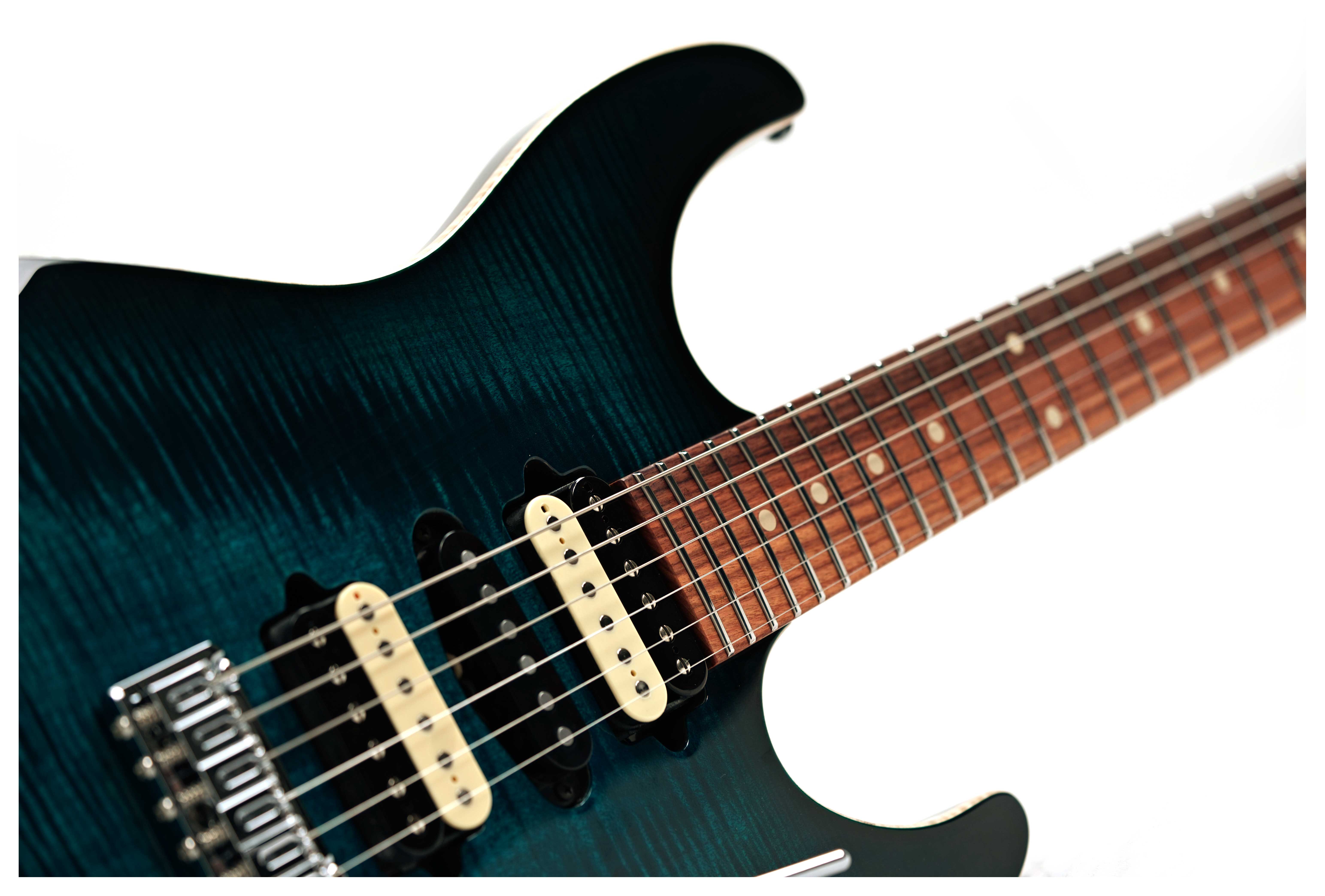 Suhr guitarguitar Dealer Select Modern Plus Trans Teal Burst Pau Ferro Fingerboard #92013