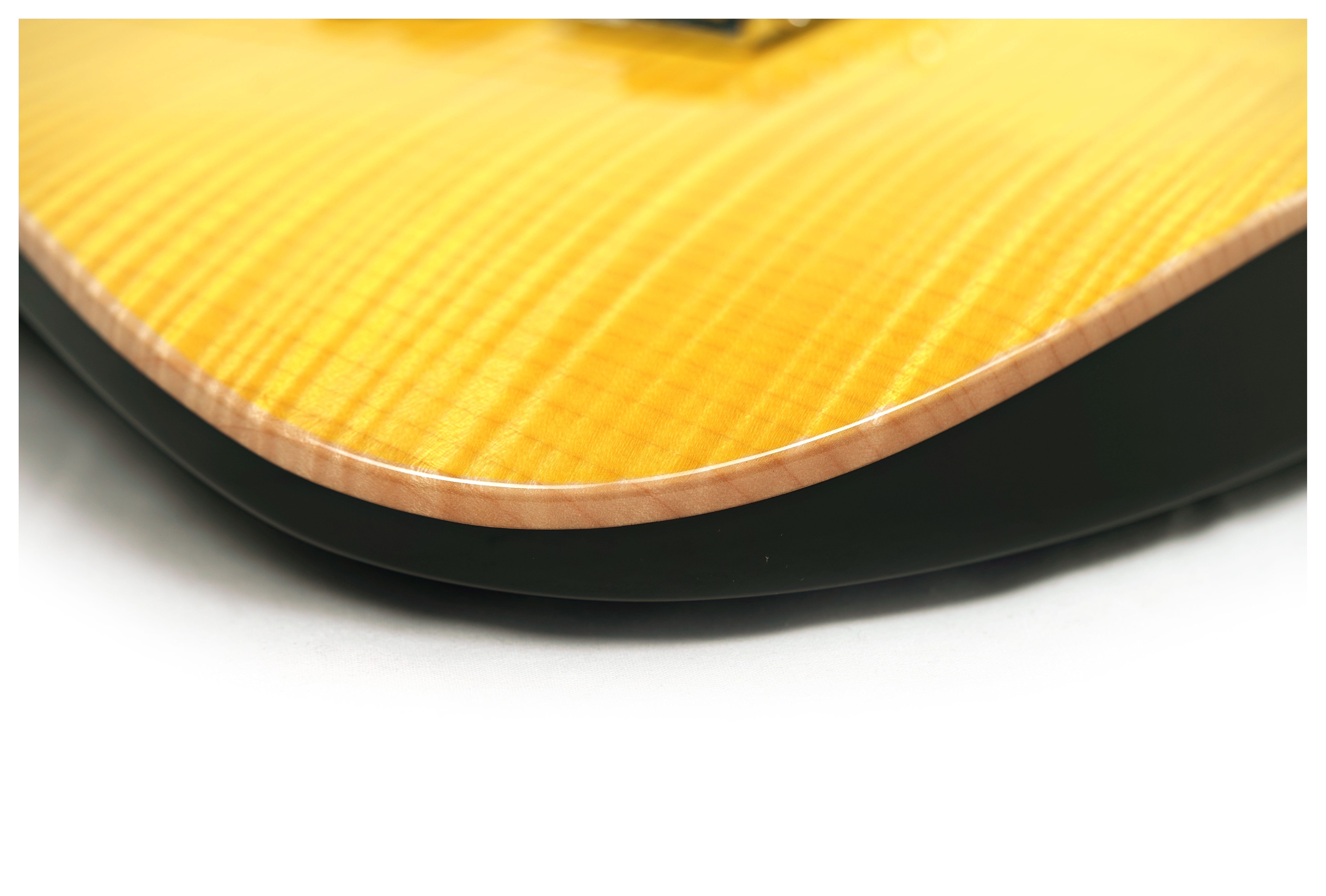 Suhr Modern Plus Trans Lemon Yellow Maple Fingerboard guitarguitar Select #92019