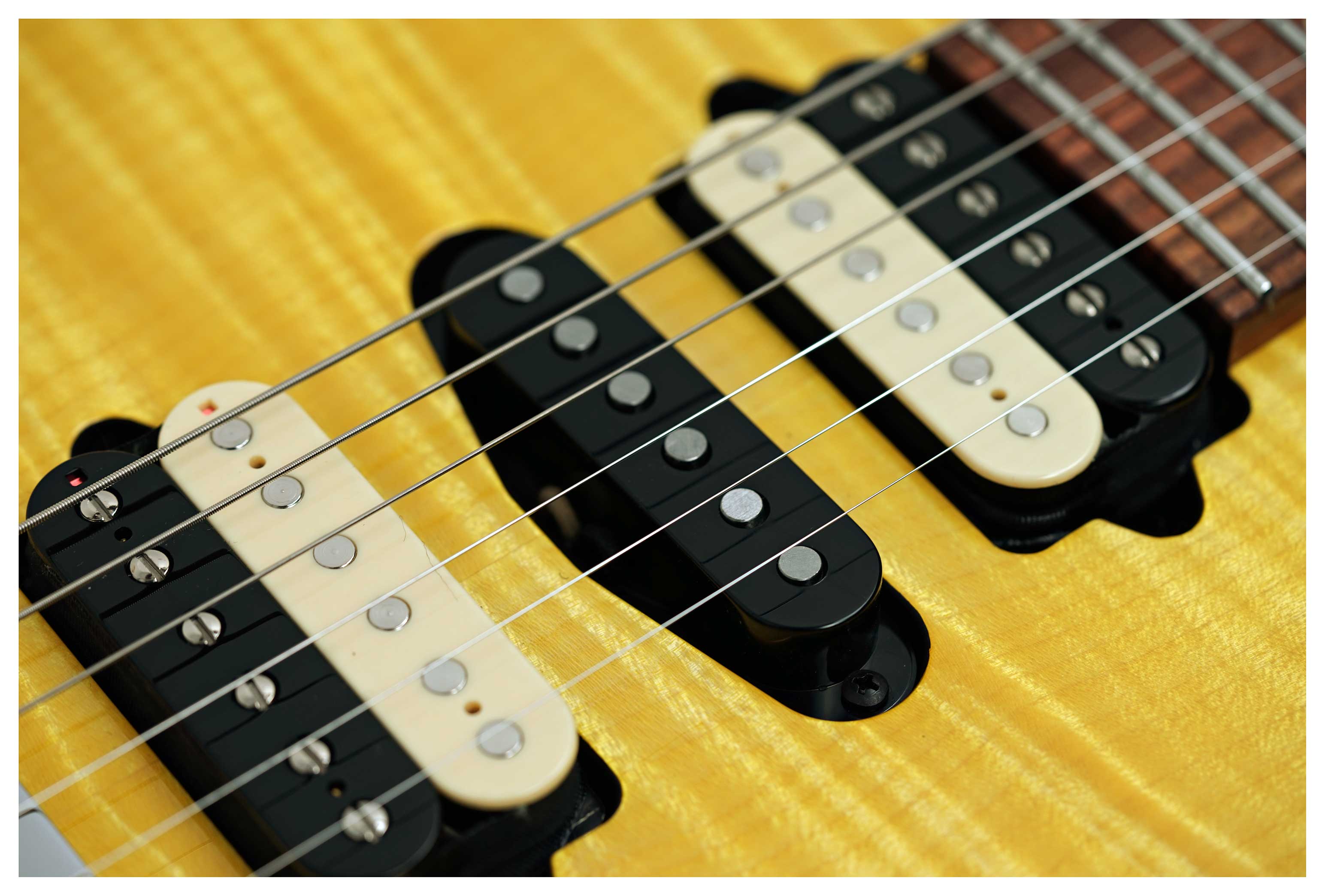 Suhr Modern Plus Trans Lemon Yellow Pau Ferro Fingerboard guitarguitar dealer select #92017