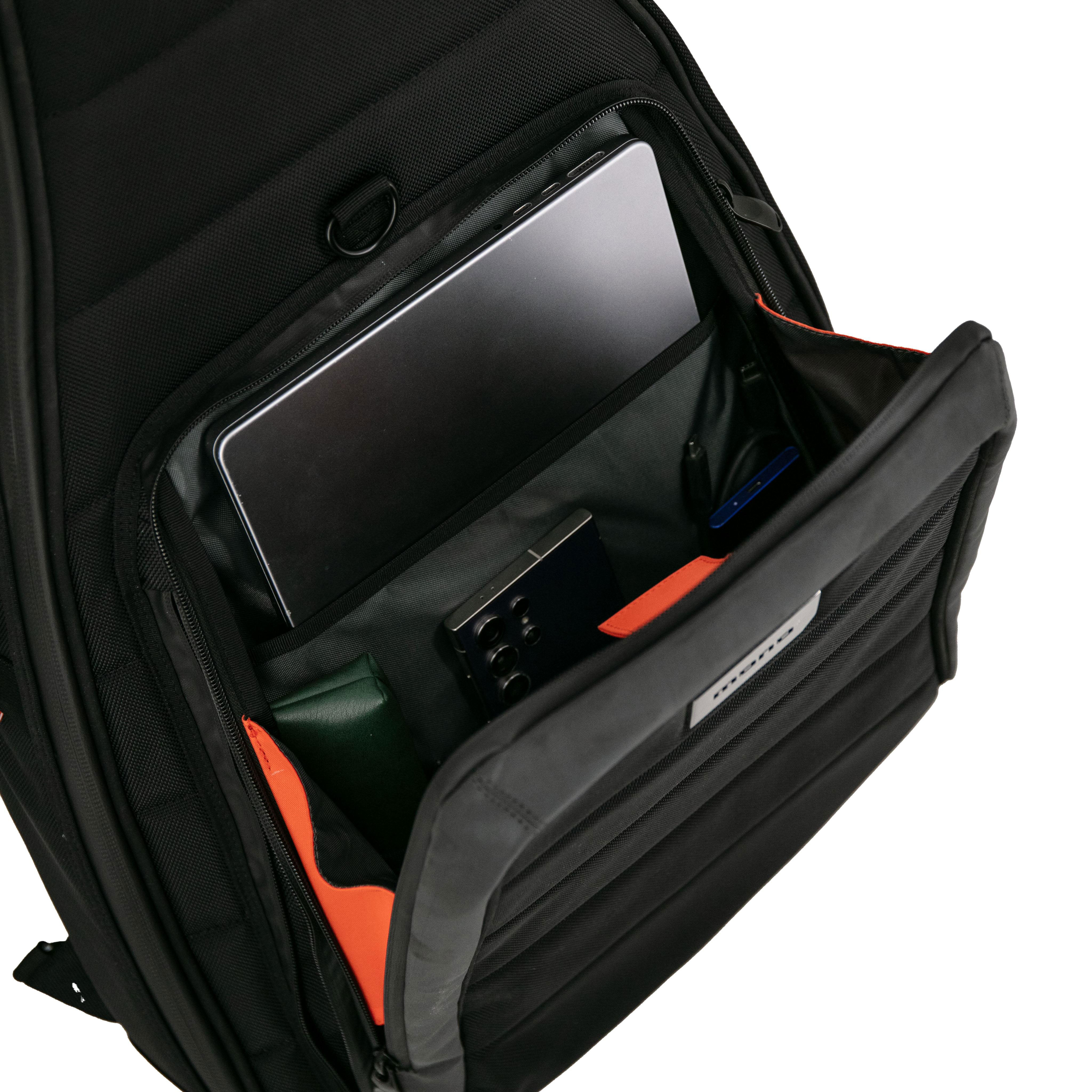Mono M80 Classic Ultra Dual Bass Case Black