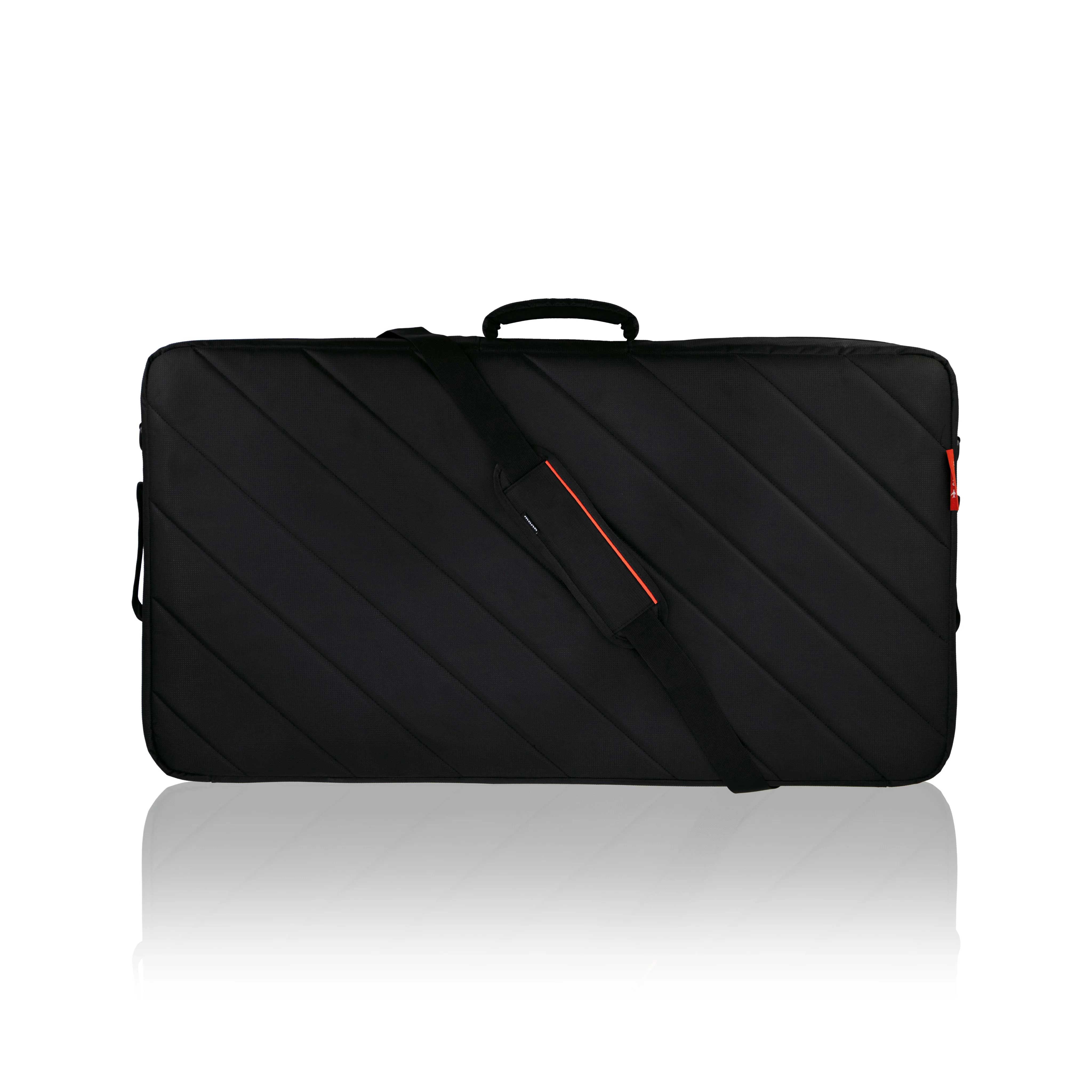 Mono Pedalboard Rail Large with Stealth Accessory Case Black