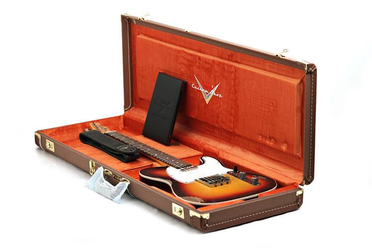 Fender Custom Shop 60s Telecaster Custom Relic Three Tone Sunburst Masterbuilt by Greg Fessler #R143647 Fender Custom Shop 60s Telecaster Custom Relic Three Tone Sunburst Masterbuilt by Greg Fessler #R143647
