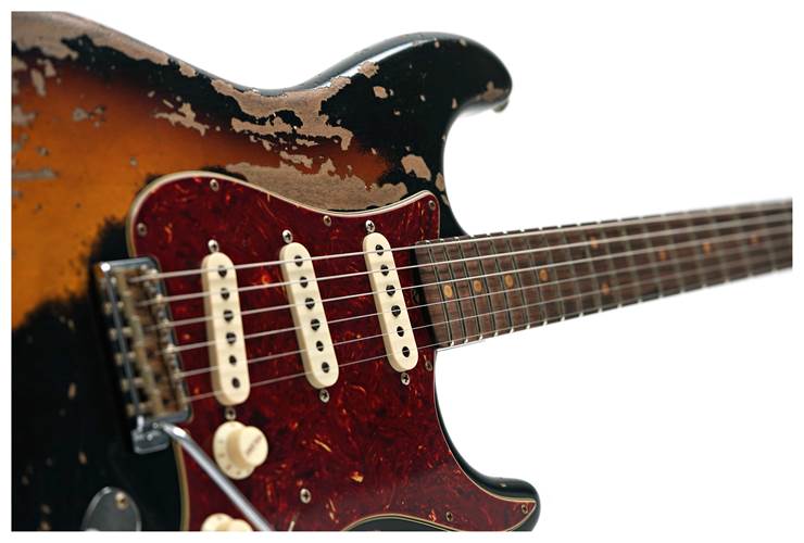 Fender Custom Shop 1960 Stratocaster Roasted Alder Super Heavy Relic Aged Black over 2-Color Sunburst #CZ580936 Fender Custom Shop 1960 Stratocaster Roasted Alder Super Heavy Relic Aged Black over 2-Color Sunburst #CZ580936