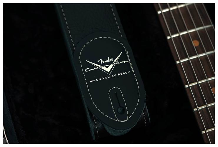 Fender Custom Shop 1960 Stratocaster Roasted Alder Super Heavy Relic Aged Black over 2-Color Sunburst #CZ580936 Fender Custom Shop 1960 Stratocaster Roasted Alder Super Heavy Relic Aged Black over 2-Color Sunburst #CZ580936
