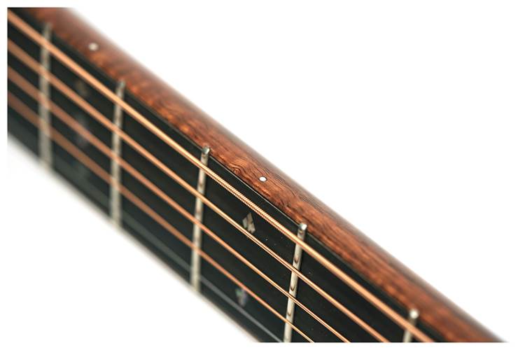 Martin Custom Shop Dreadnought 42/45 Pearl #M2782532 Martin Custom Shop Dreadnought 42/45 Pearl #M2782532