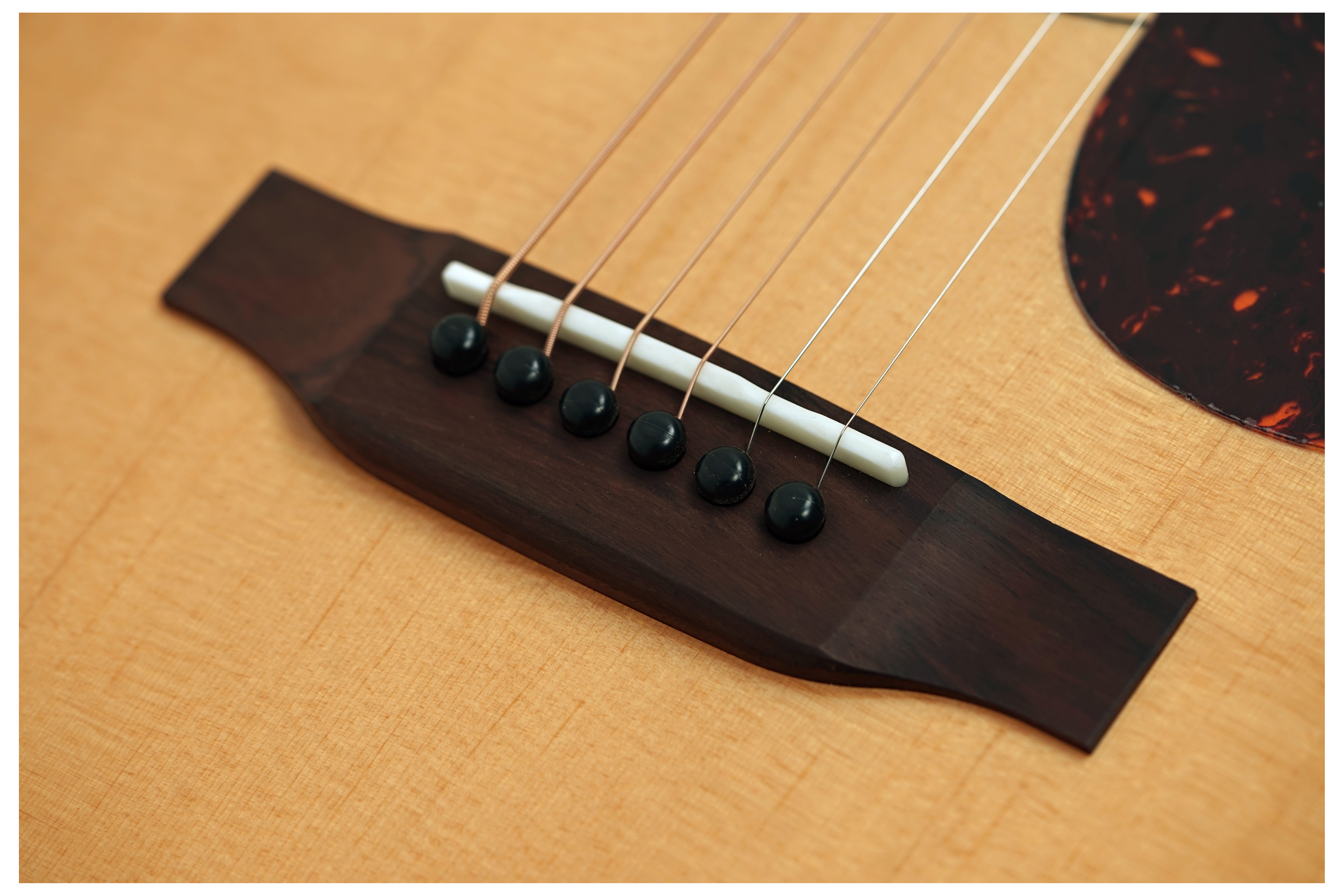 Sigma Classic 000-18E