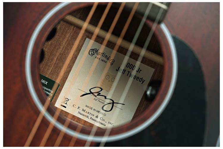Martin 000-JrE Jeff Tweedy Martin 000-JrE Jeff Tweedy