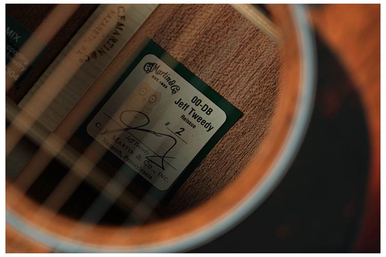 Martin 00-DB Jeff Tweedy #M2993128 Martin 00-DB Jeff Tweedy #M2993128