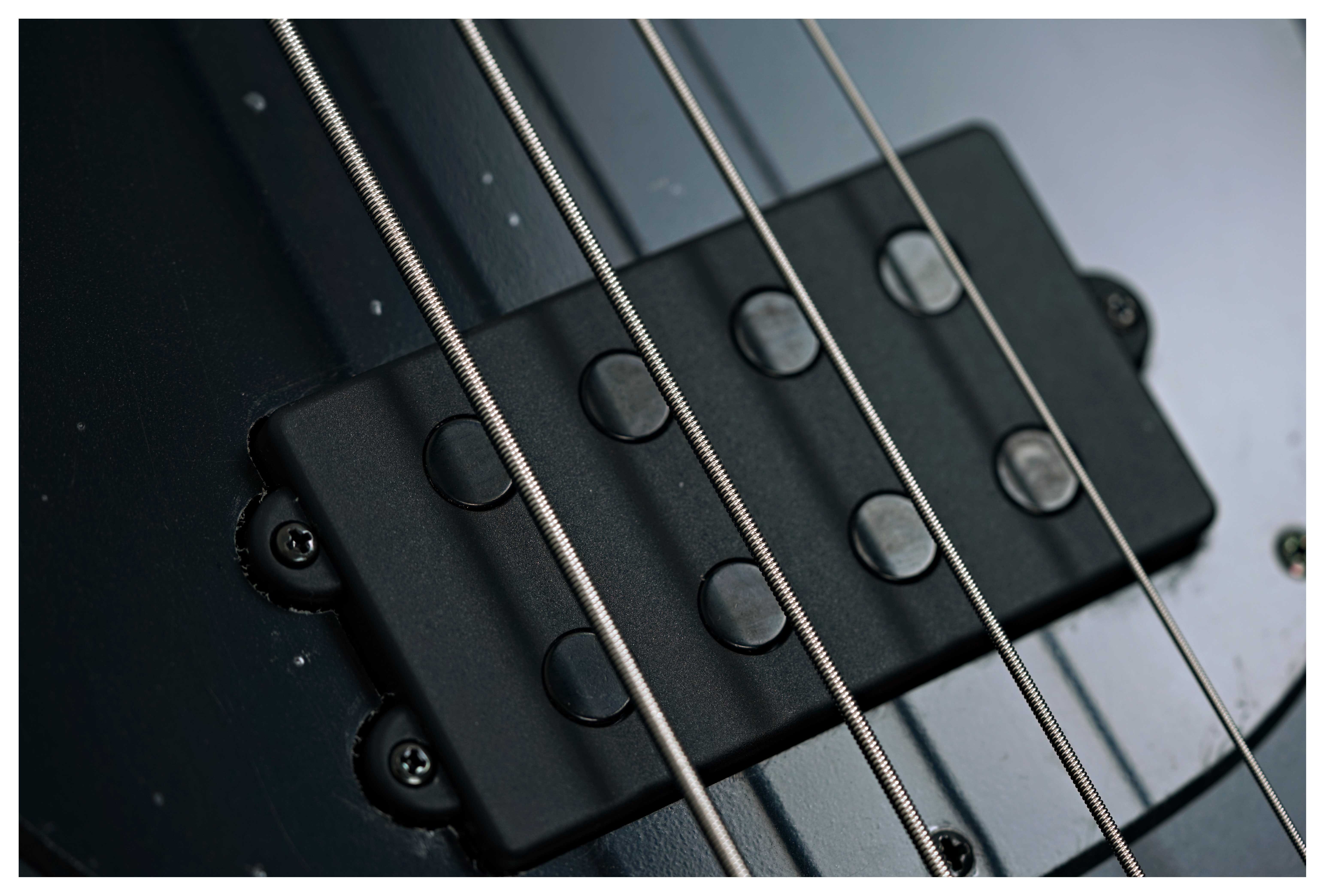 Music Man DarkRay Stealth Black #S12897