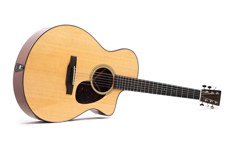 Martin Standard Series SC18E with Fishman Aura VT Martin Standard Series SC18E with Fishman Aura VT