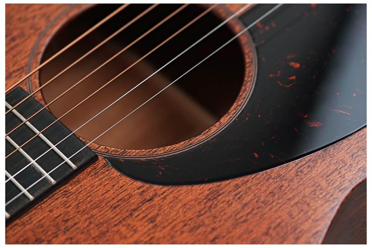 Martin Standard Series 000-17 Left Handed Martin Standard Series 000-17 Left Handed