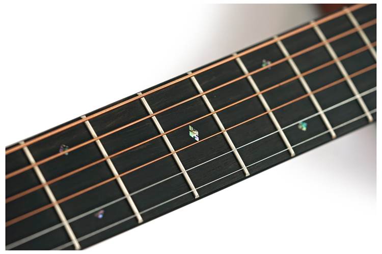 Martin Standard Series 000-17 Left Handed Martin Standard Series 000-17 Left Handed