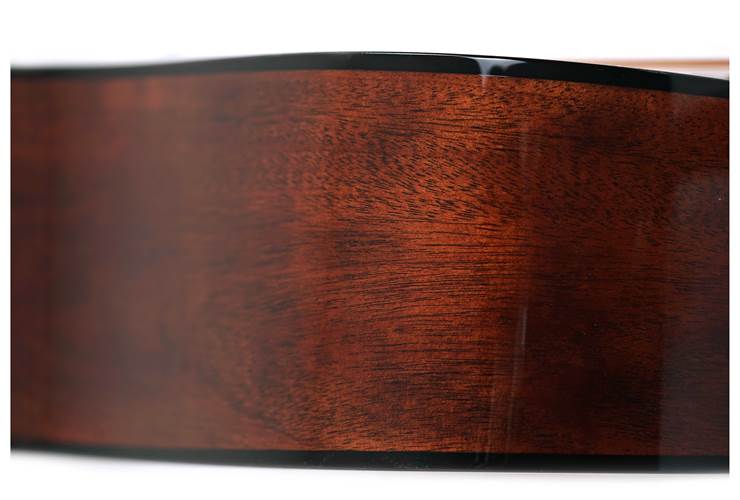 Martin Custom Shop Dreadnought Sinker Mahogany Left Handed Martin Custom Shop Dreadnought Sinker Mahogany Left Handed