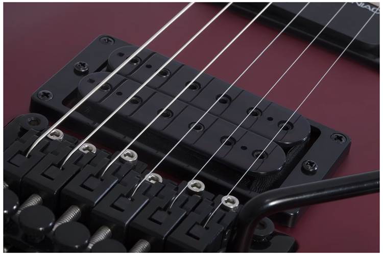 Schecter Special Edition Avenger FR-S Satin Candy Apple Red Schecter Special Edition Avenger FR-S Satin Candy Apple Red
