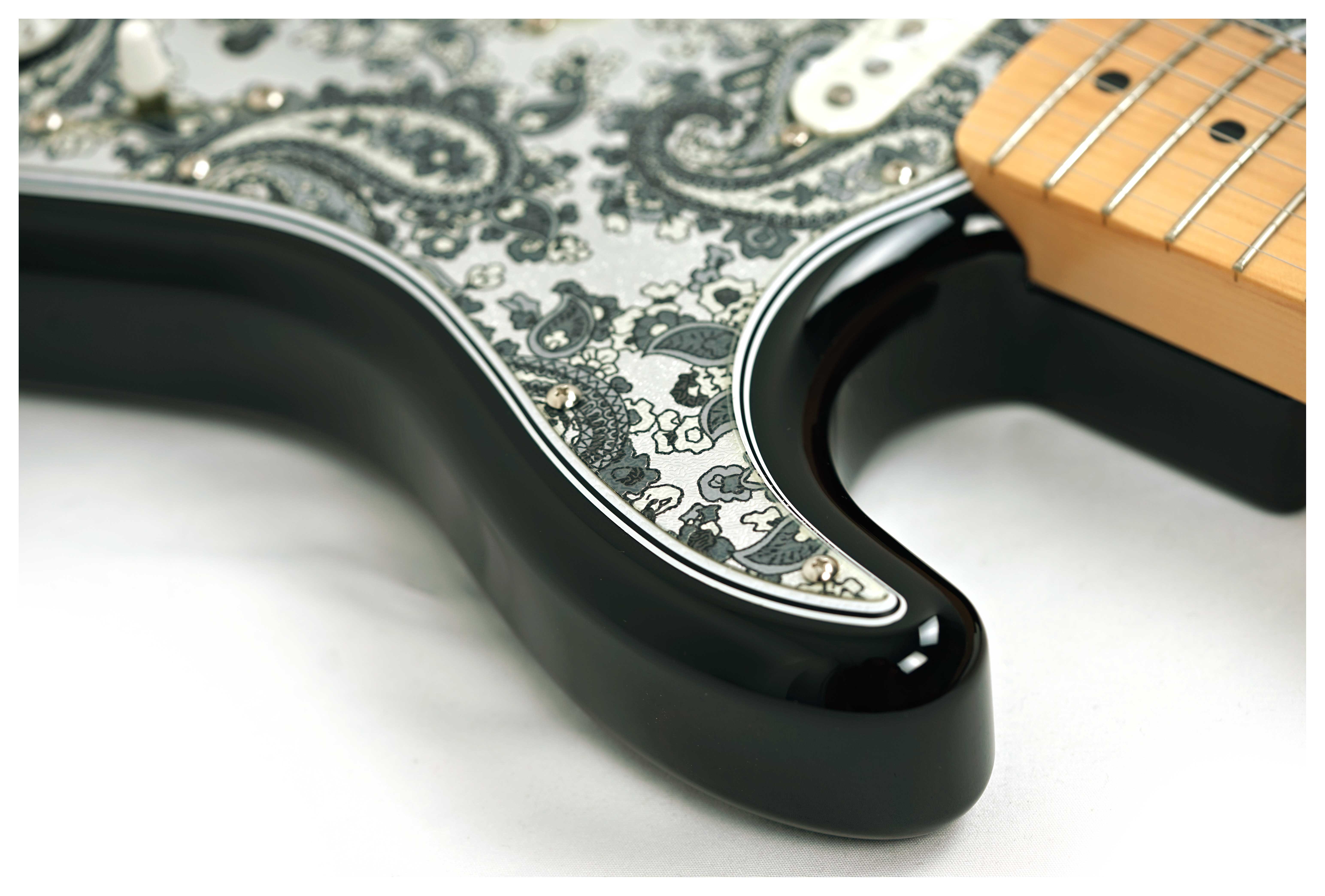 Fender Made in Japan Limited Stratocaster Black Paisley Maple