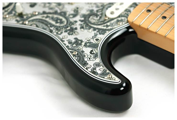 Fender Made in Japan Limited Stratocaster Black Paisley Maple Fingerboard Fender Made in Japan Limited Stratocaster Black Paisley Maple Fingerboard