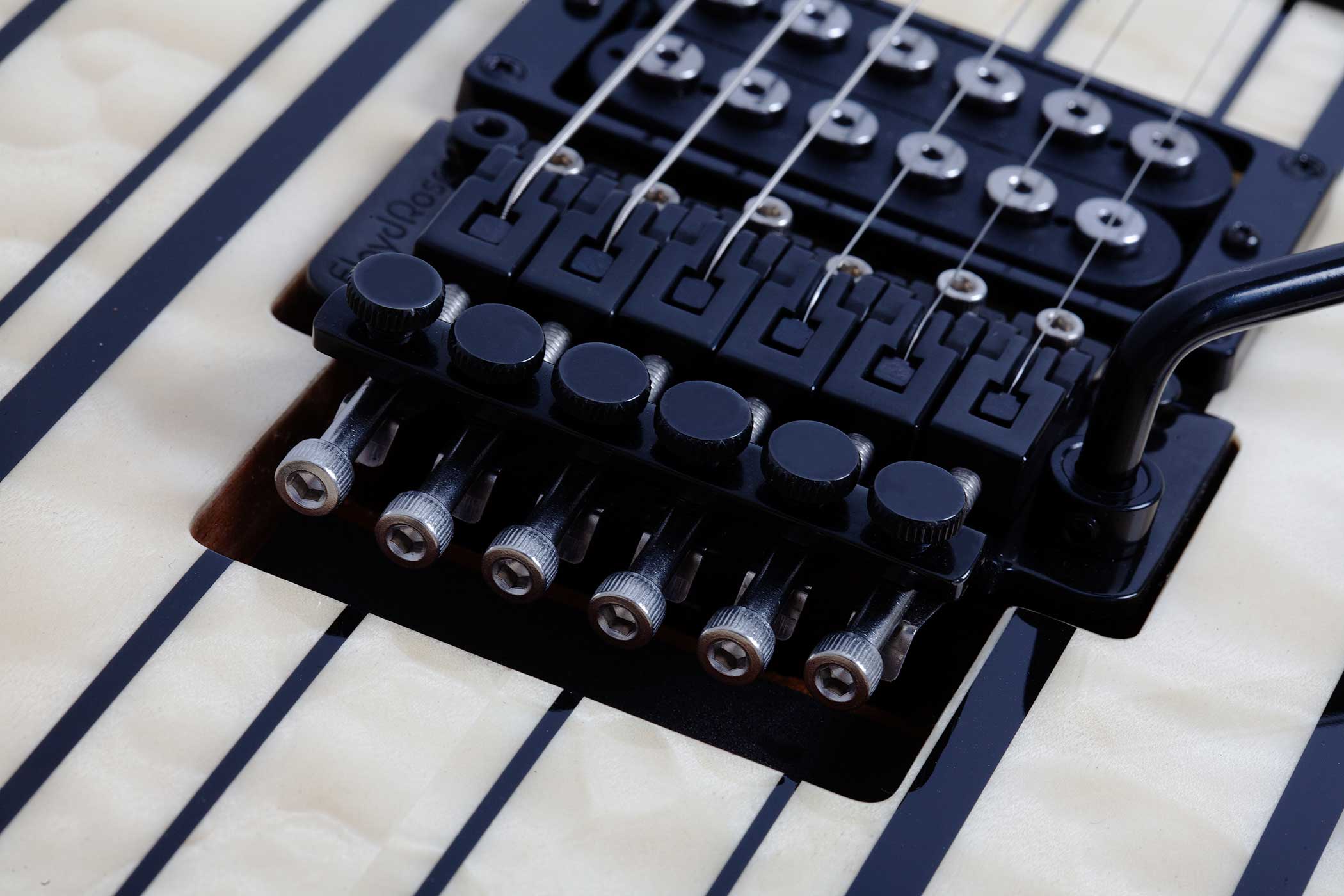 Schecter Synyster Standard Plus Gloss Natural with Black Pin Stripes