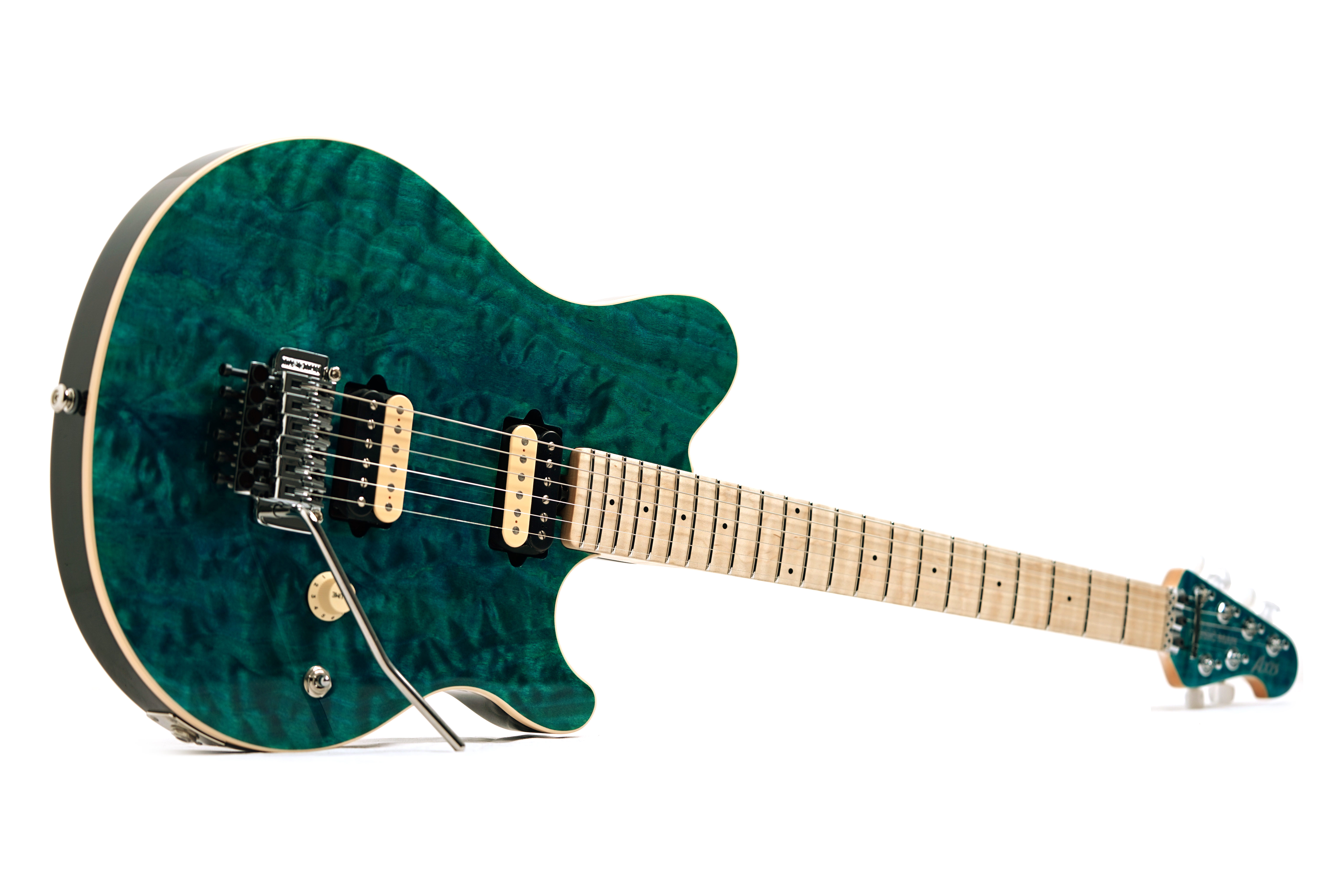 Music Man 30th Anniversary Axis Translucent Blue Quilt/Black Blue Sparkle Back #H10578