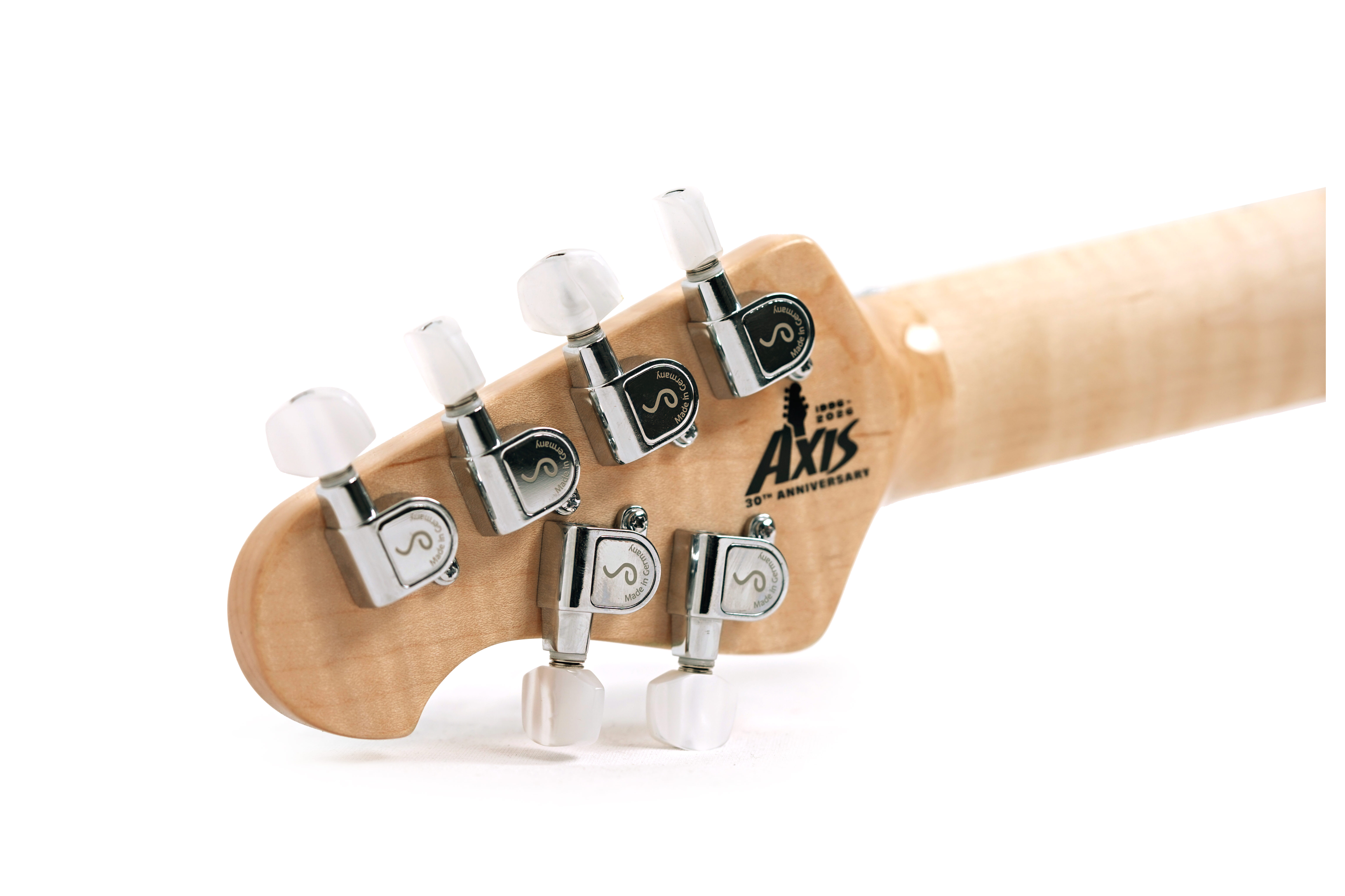 Music Man 30th Anniversary Axis Translucent Blue Quilt/Black Blue Sparkle Back #H10578