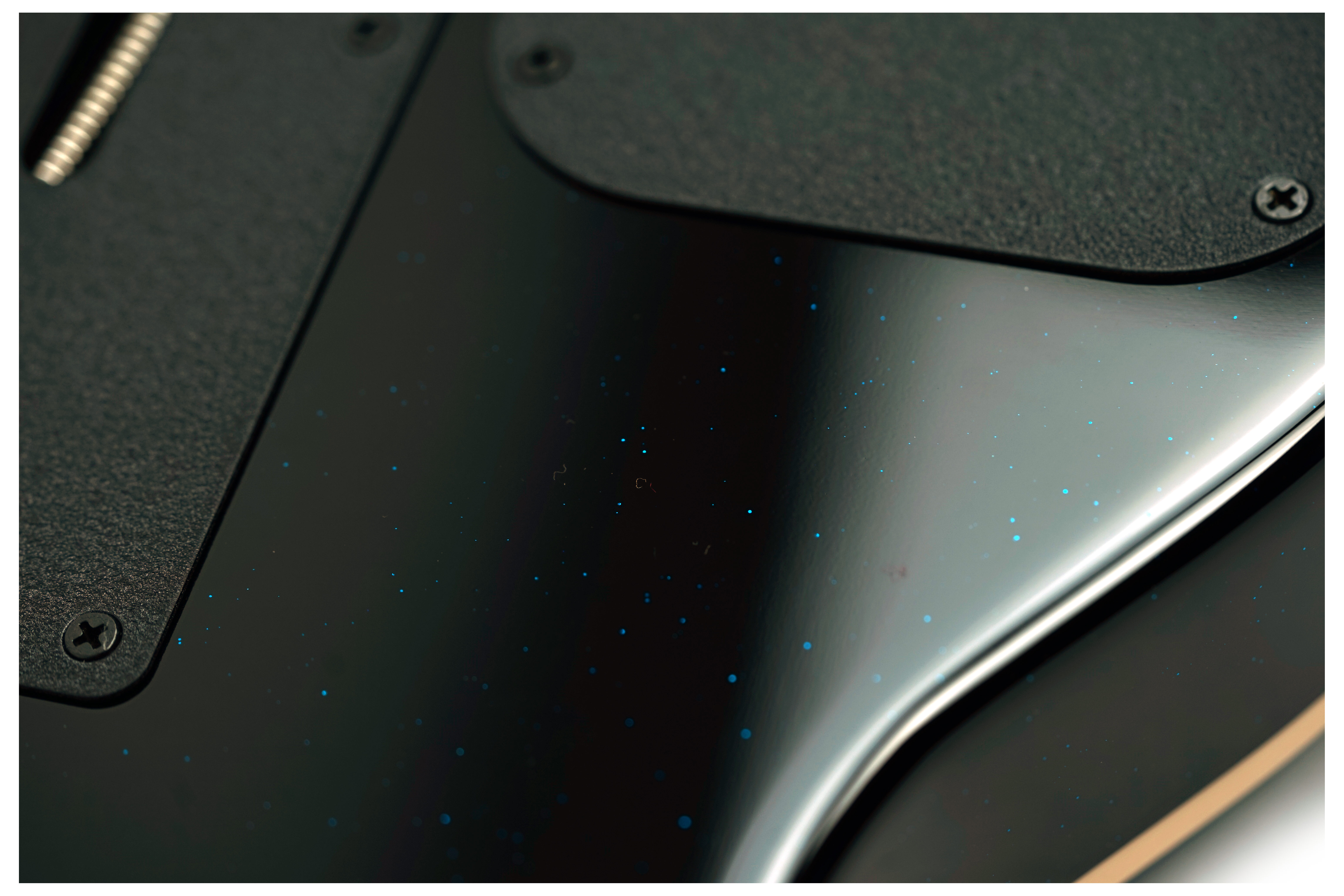 Music Man 30th Anniversary Axis Translucent Blue Quilt/Black Blue Sparkle Back #H10578